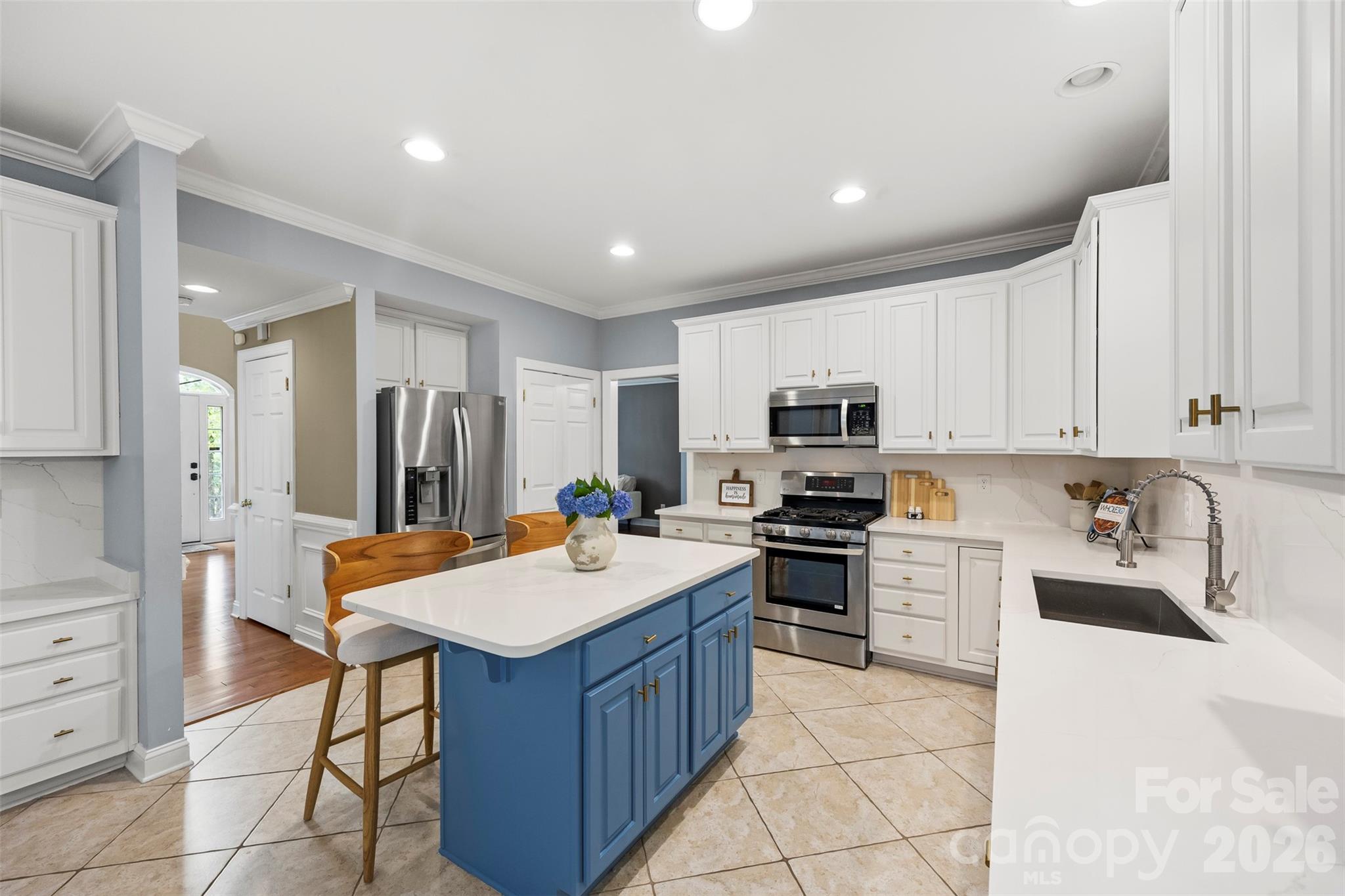 2832 Shady Reach Lane — Charlotte