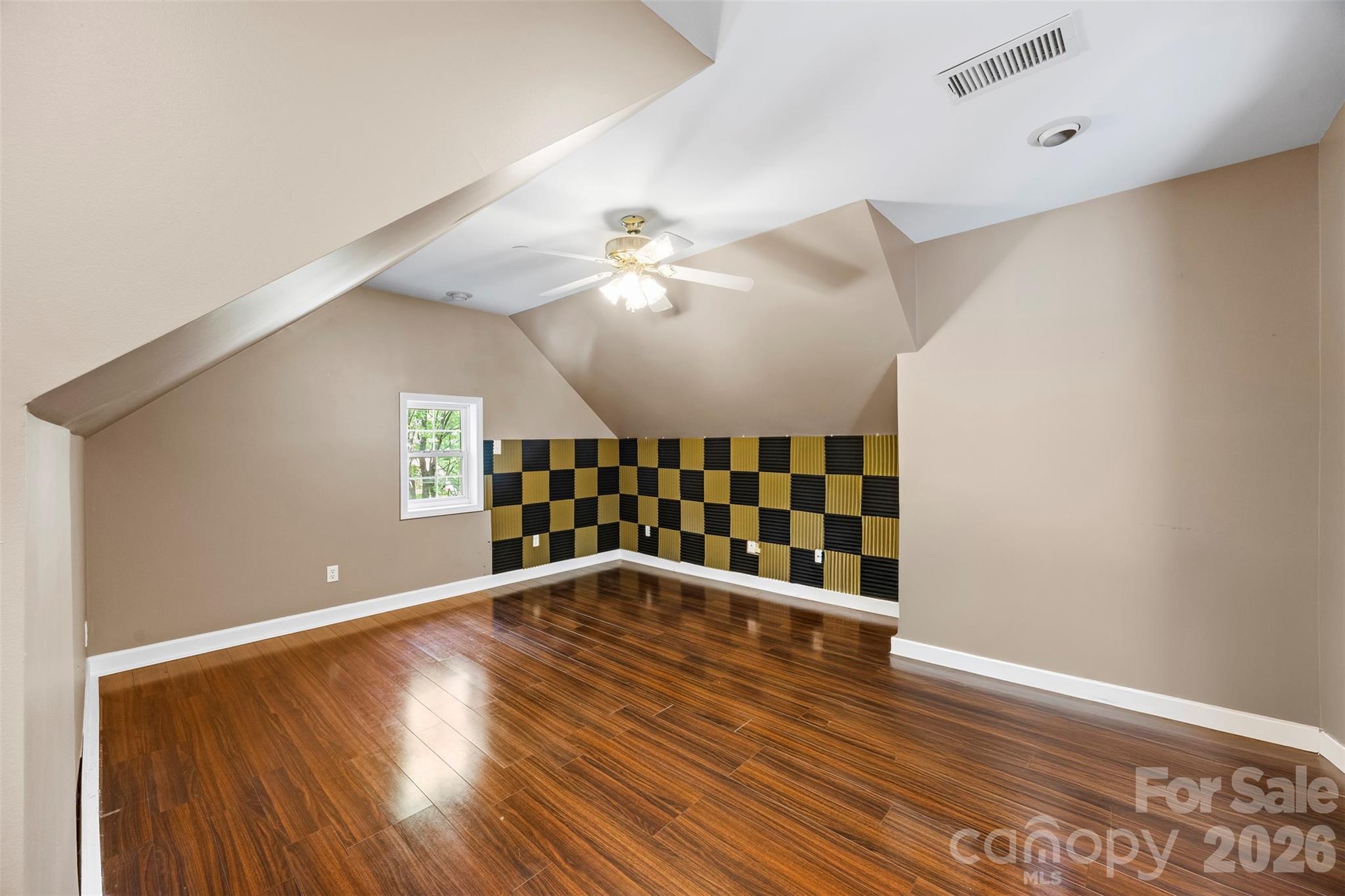 2832 Shady Reach Lane — Charlotte