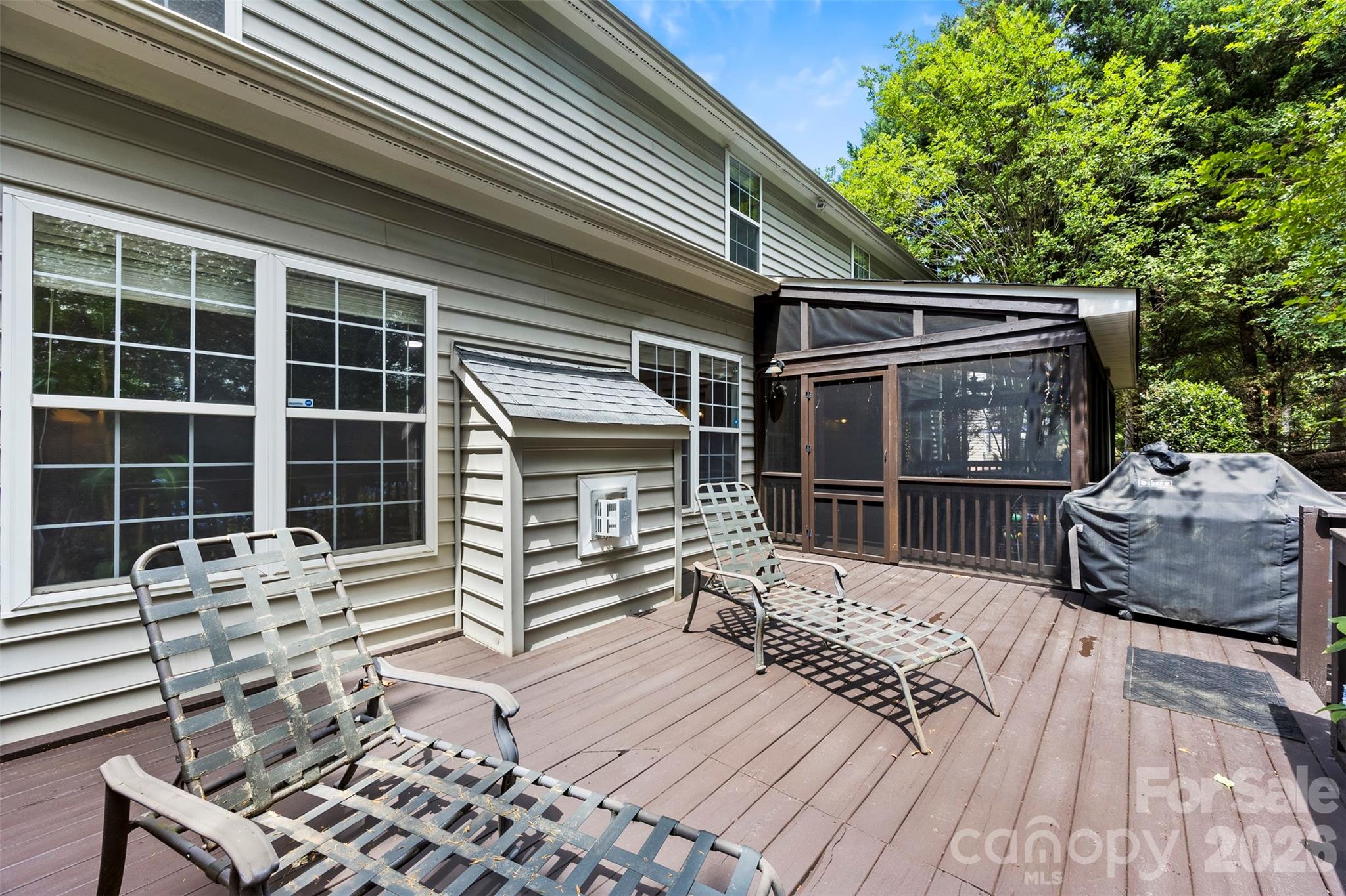 2832 Shady Reach Lane — Charlotte