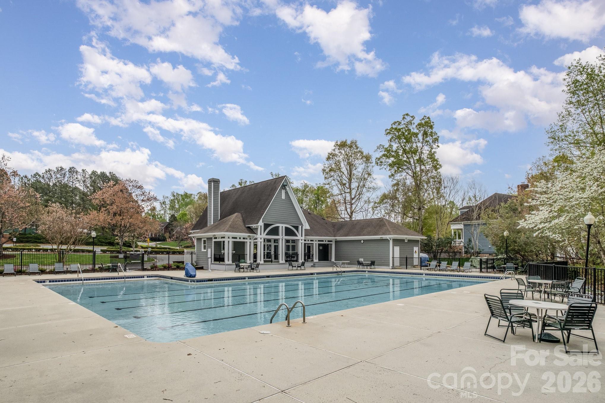 2832 Shady Reach Lane — Charlotte