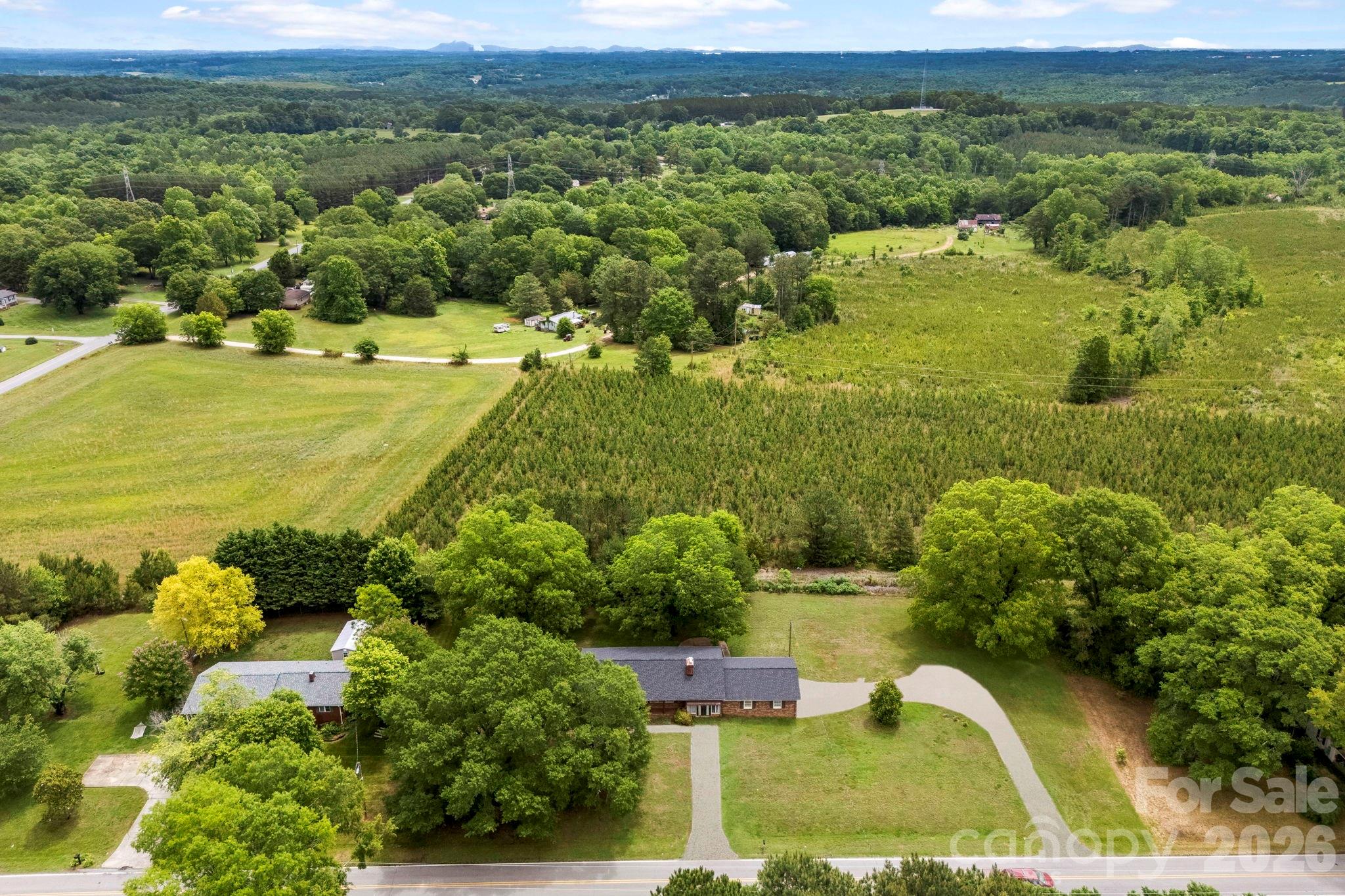 2829 Bettis Road — Grover