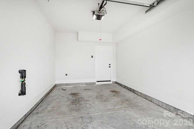 1300 E 10th Street #11 — Charlotte