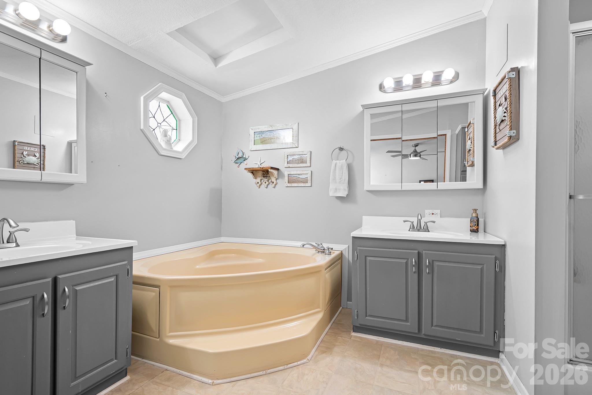 6075 Clearbrook Lane — Iron Station