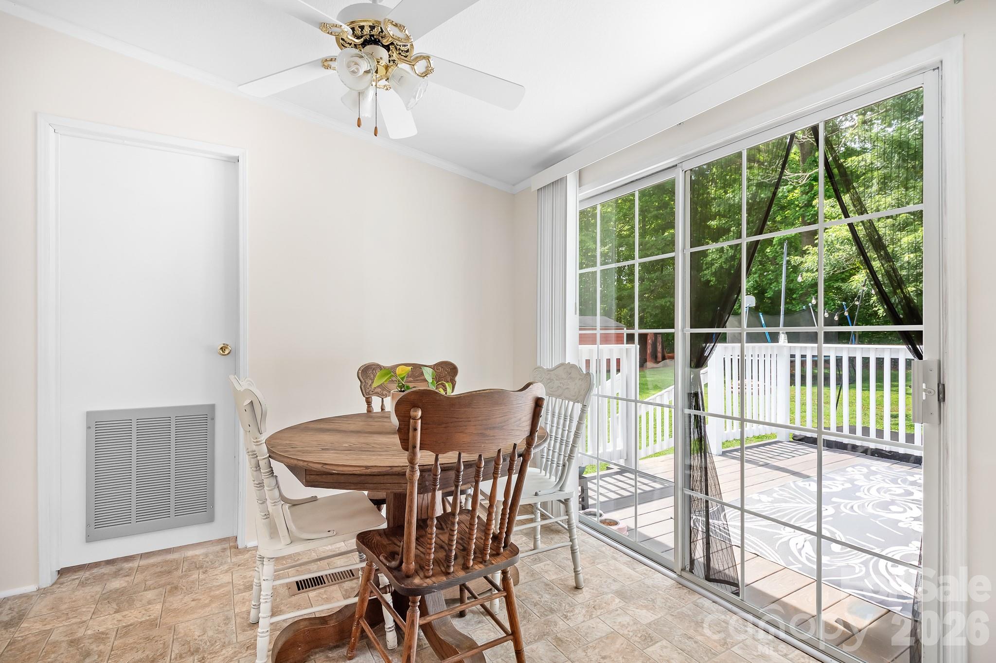6075 Clearbrook Lane — Iron Station