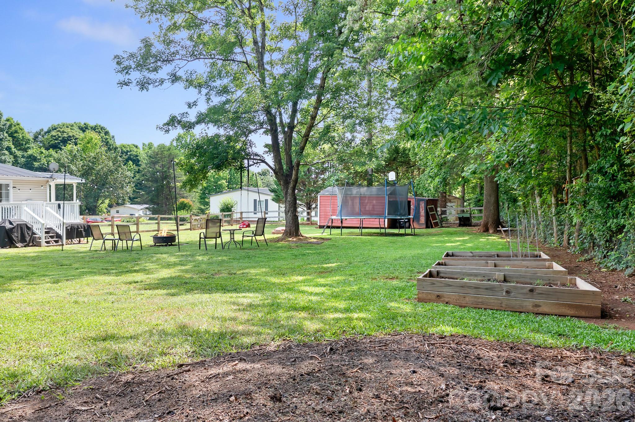 6075 Clearbrook Lane — Iron Station