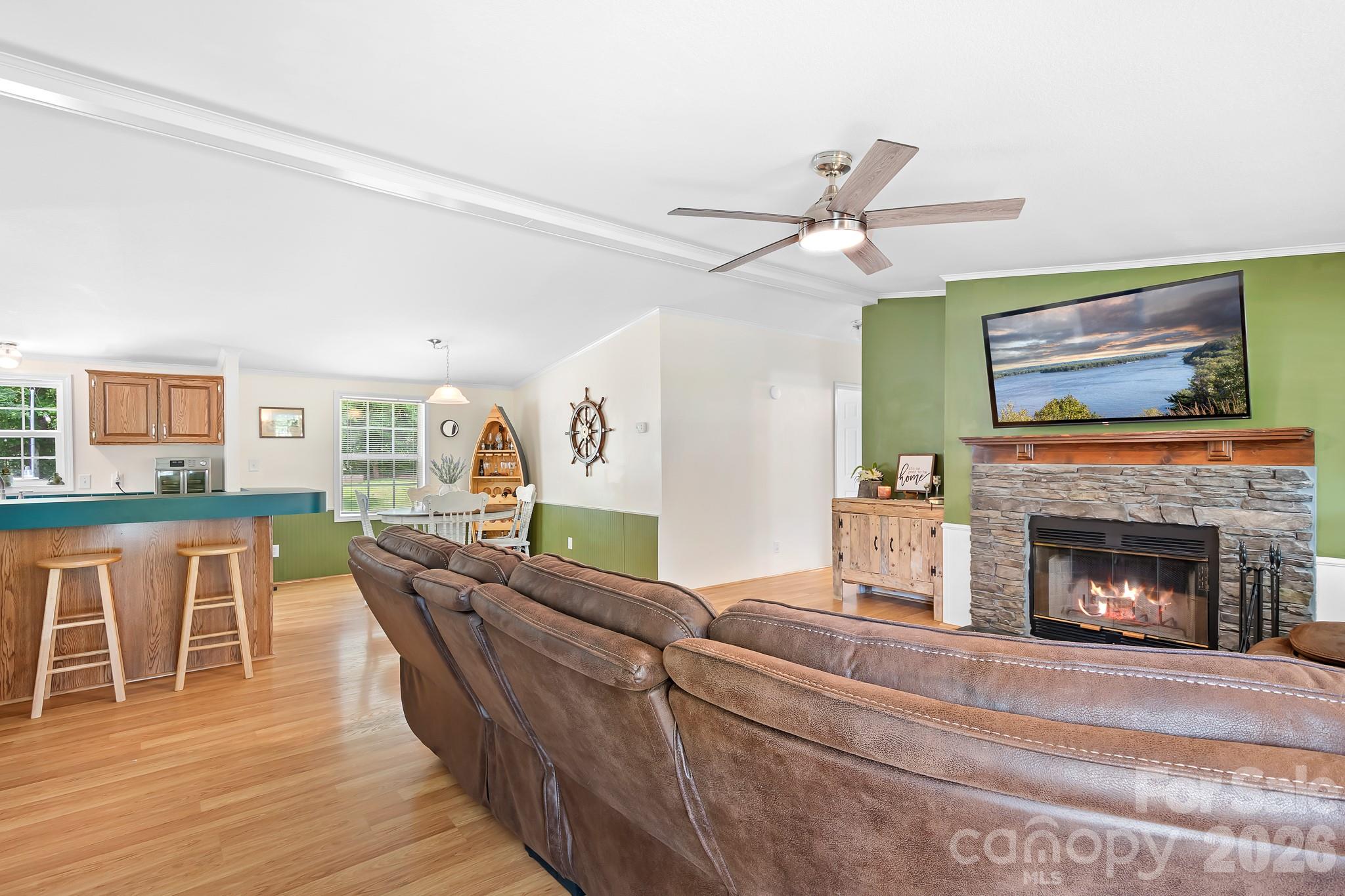 6075 Clearbrook Lane — Iron Station