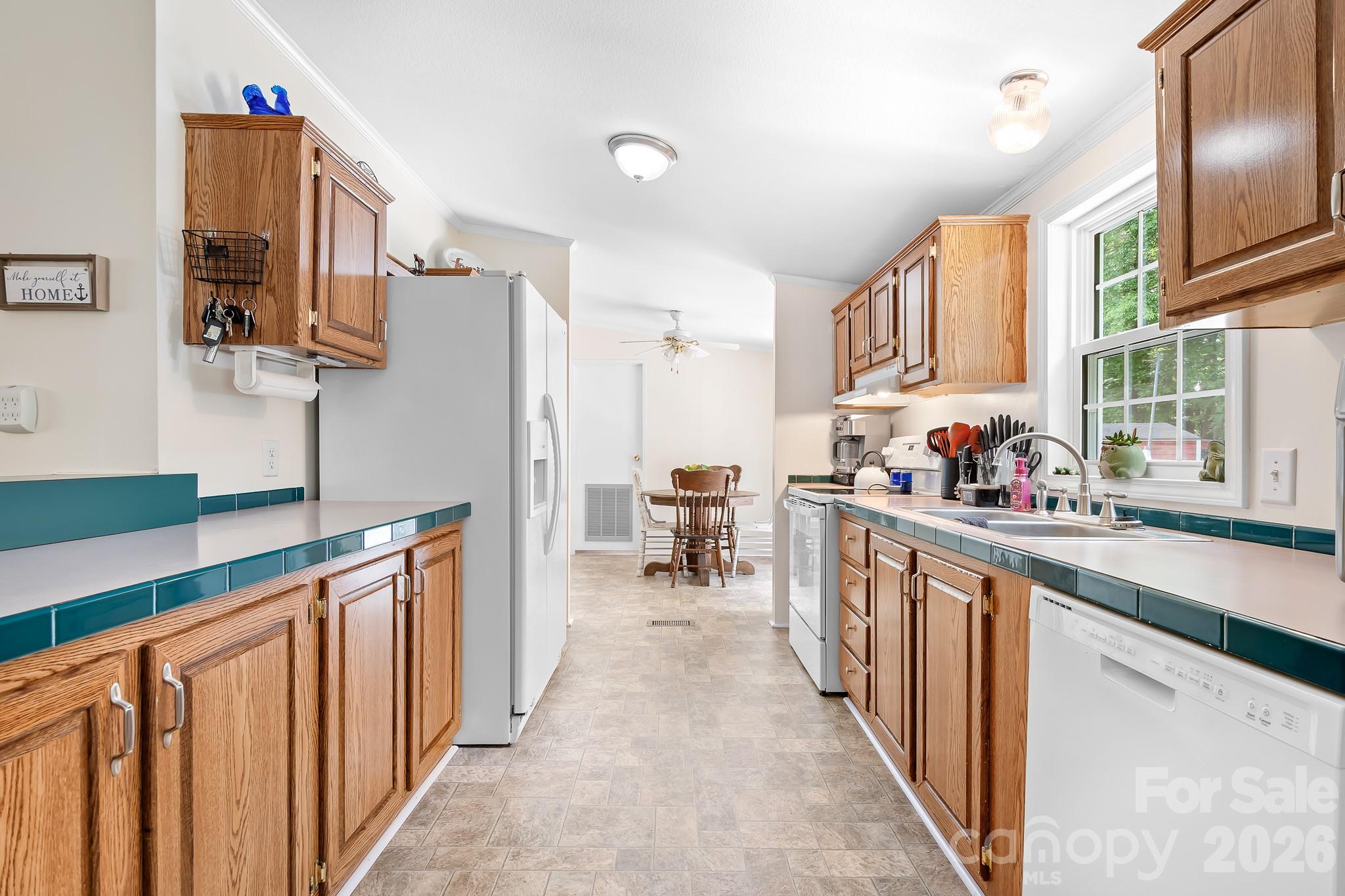 6075 Clearbrook Lane — Iron Station