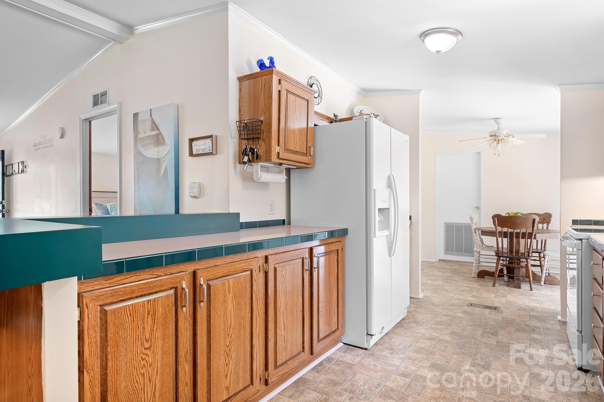 6075 Clearbrook Lane — Iron Station