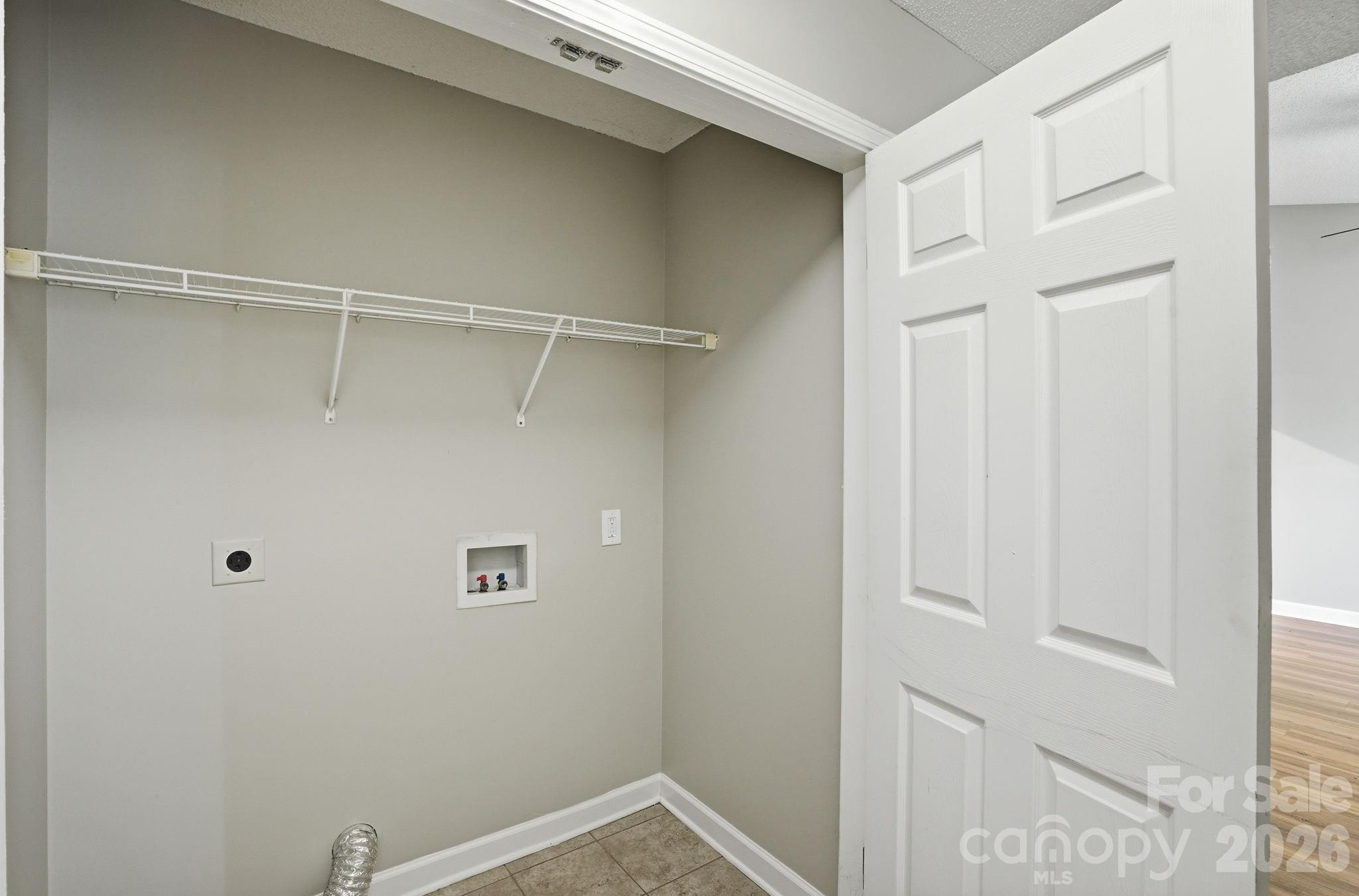 2306 Jordi Way — Charlotte