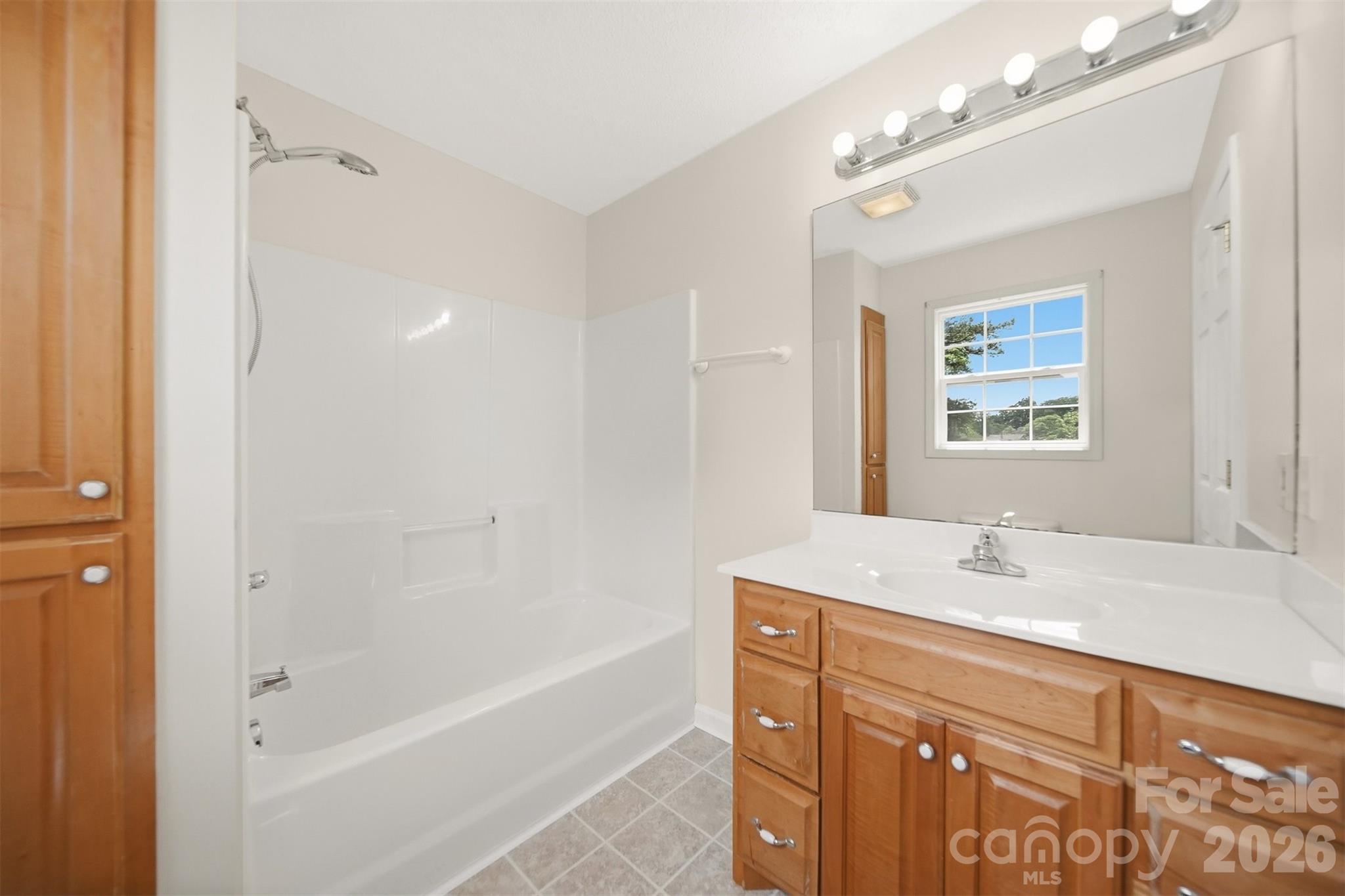 30 Lakeside Avenue — Granite Falls