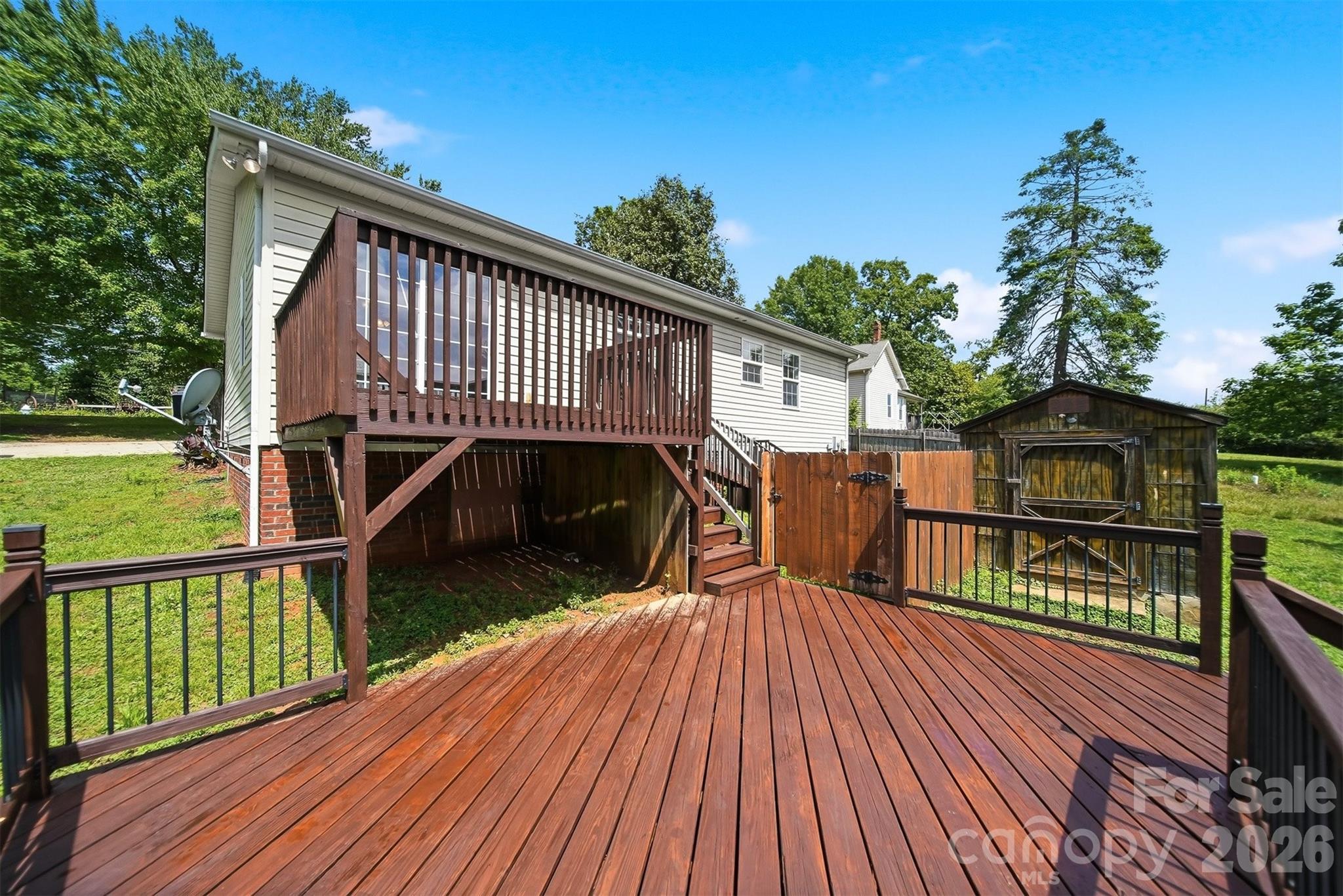 30 Lakeside Avenue — Granite Falls