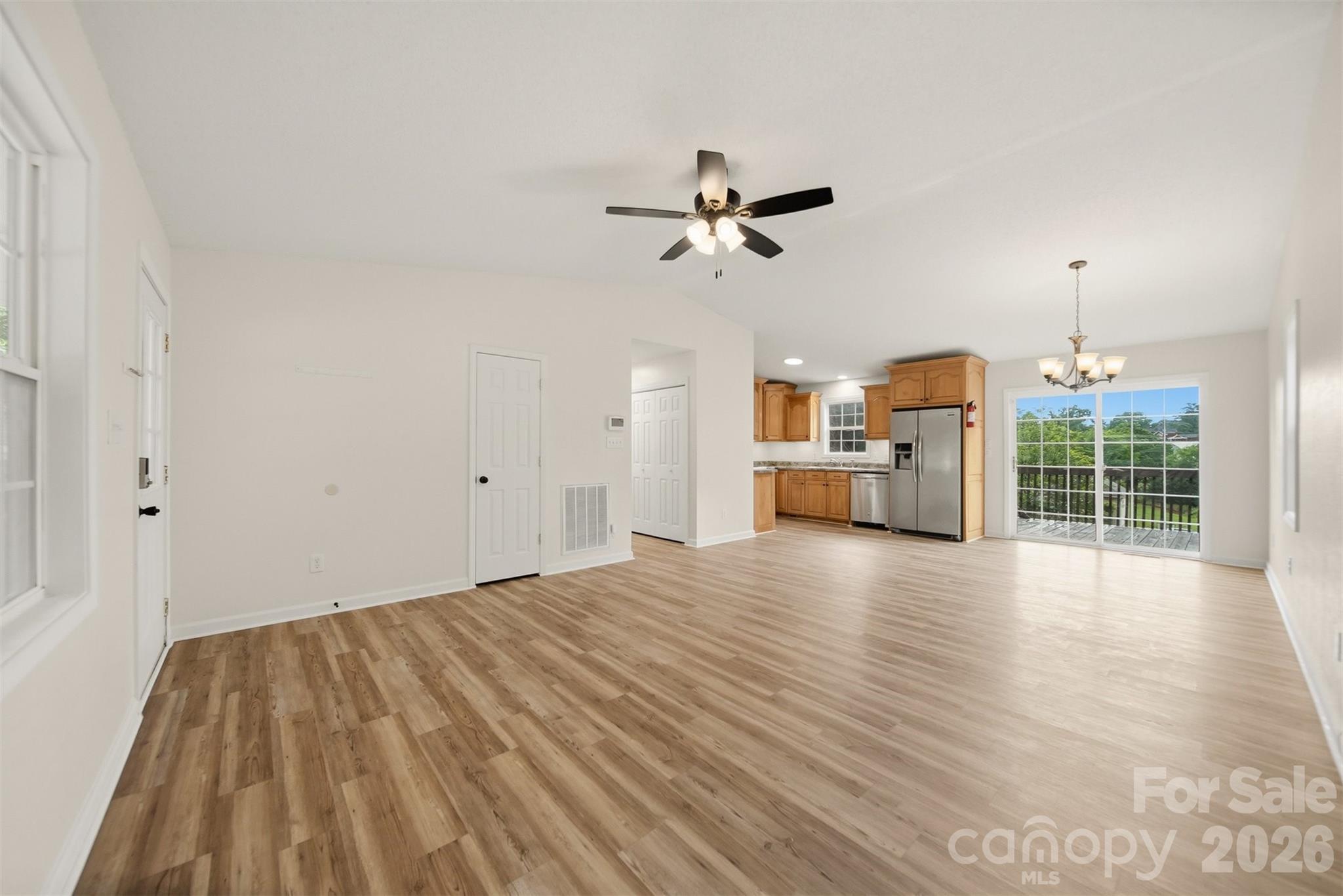 30 Lakeside Avenue — Granite Falls