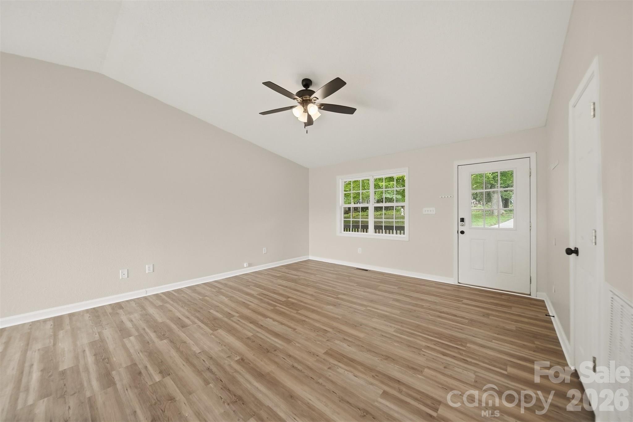 30 Lakeside Avenue — Granite Falls