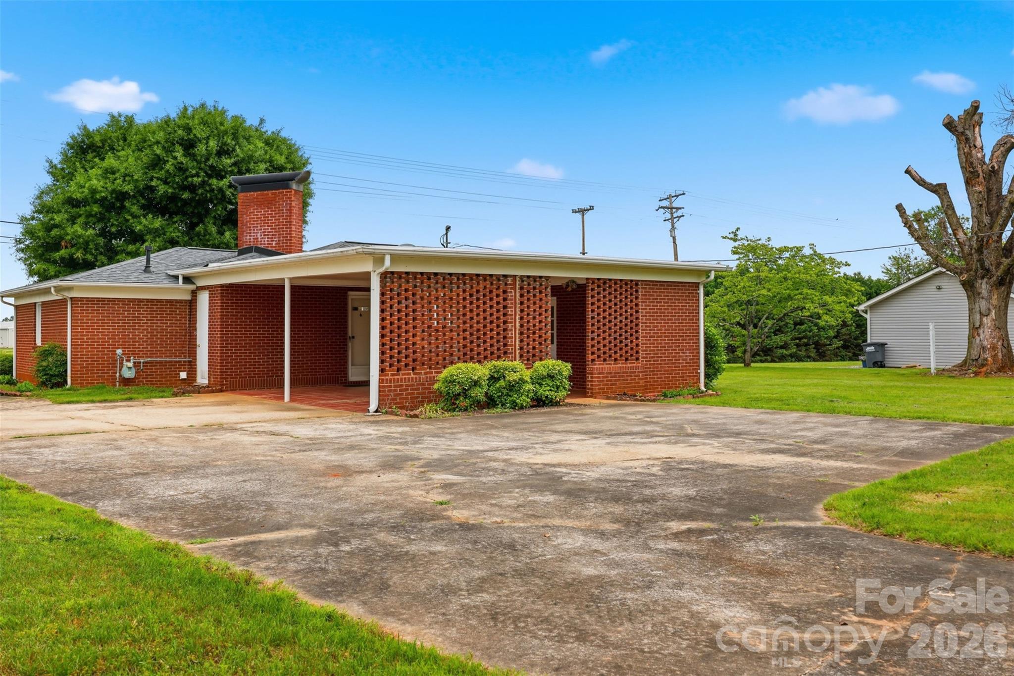 3631 Taylorsville Highway — Statesville