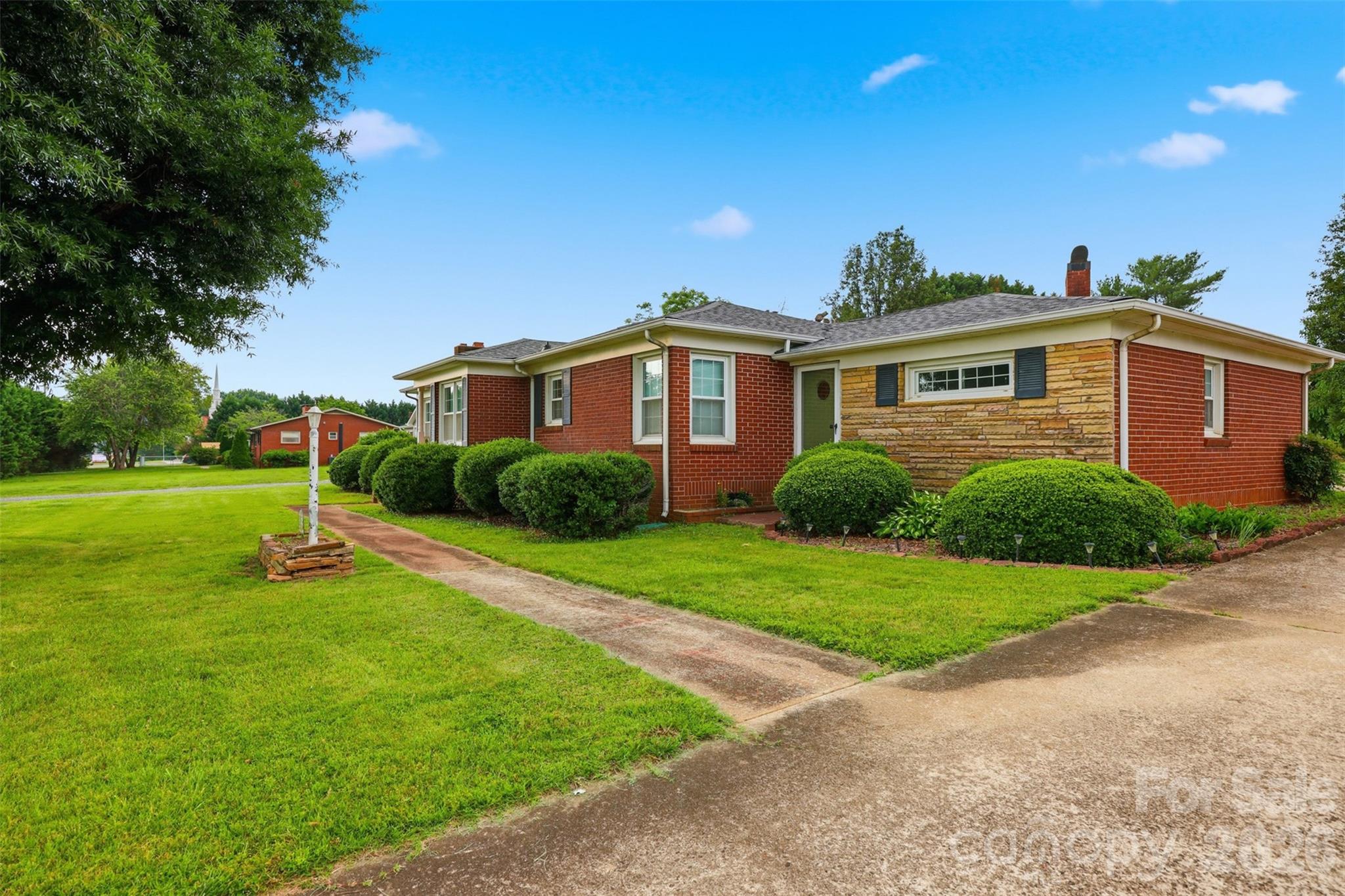3631 Taylorsville Highway — Statesville