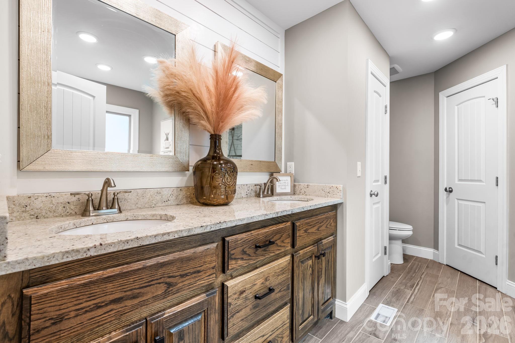 124 Maplewood Court — Hudson
