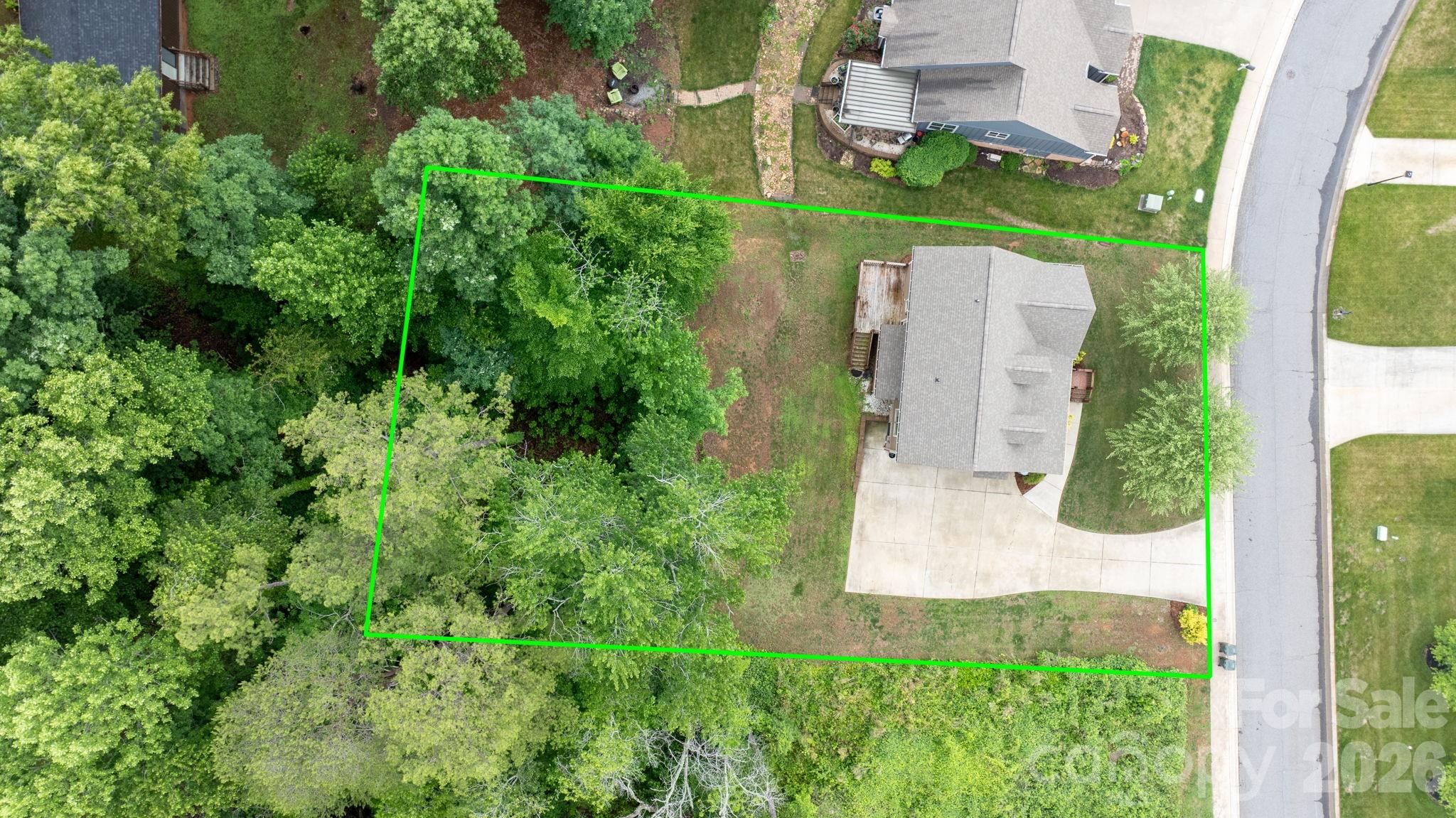 124 Maplewood Court — Hudson