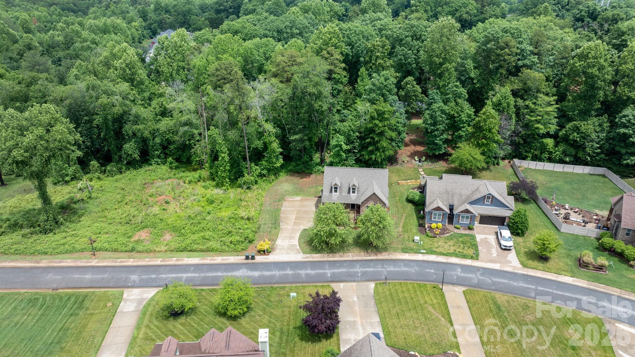 124 Maplewood Court — Hudson