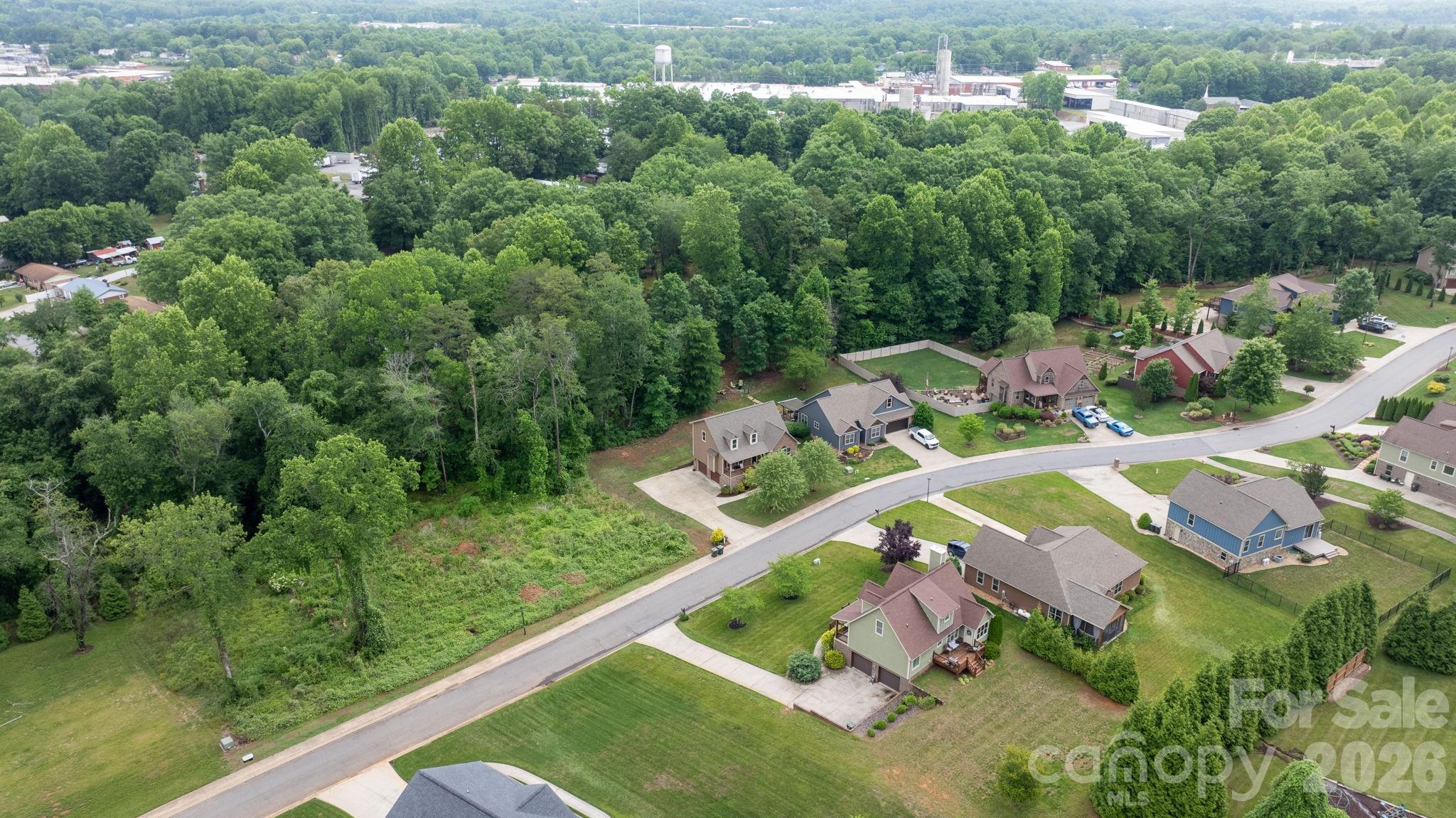 124 Maplewood Court — Hudson