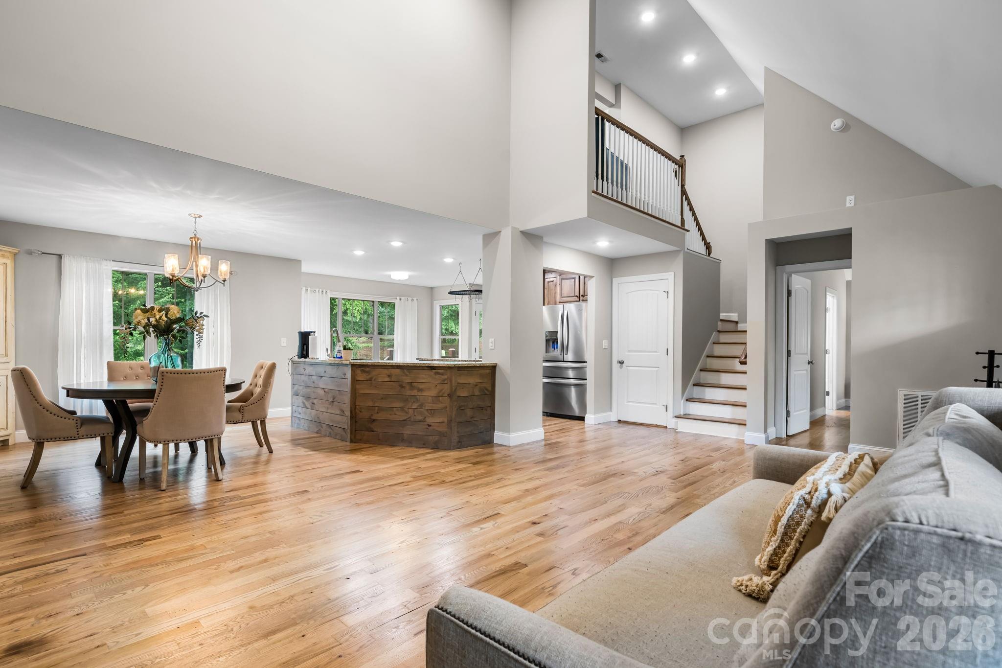 124 Maplewood Court — Hudson