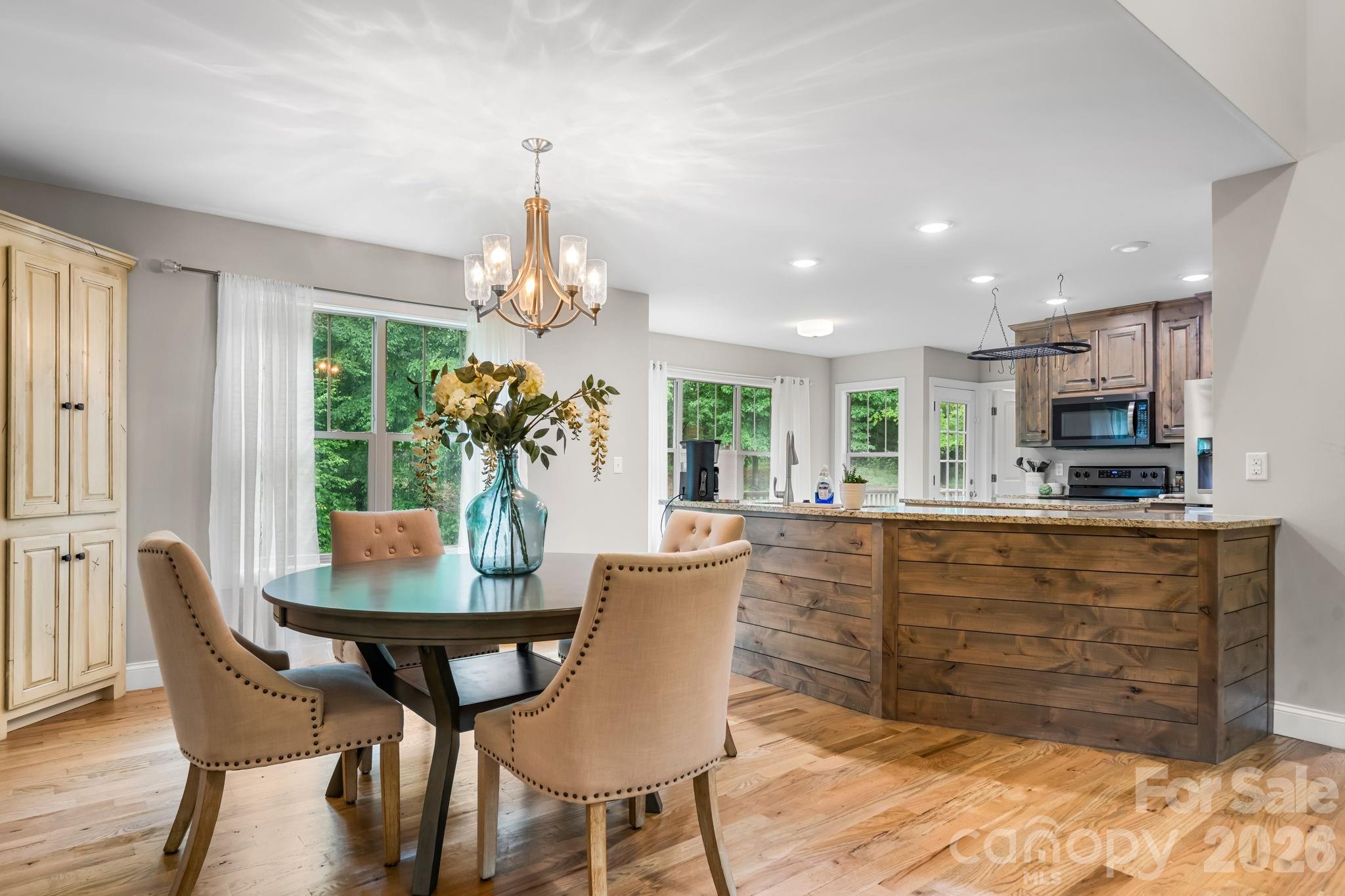 124 Maplewood Court — Hudson