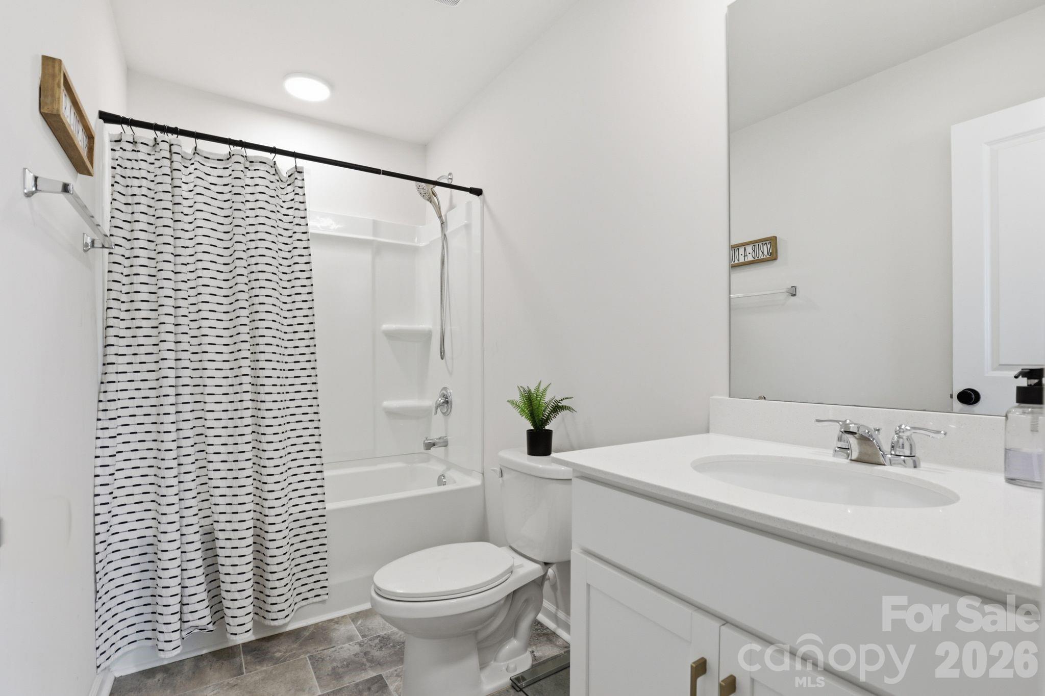 103 Edgehill Court — Troutman