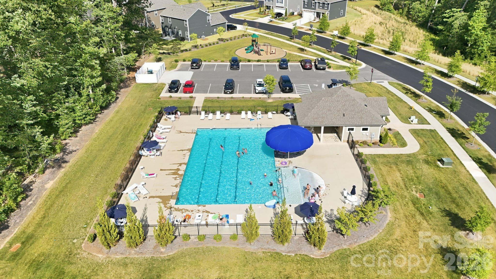 103 Edgehill Court — Troutman