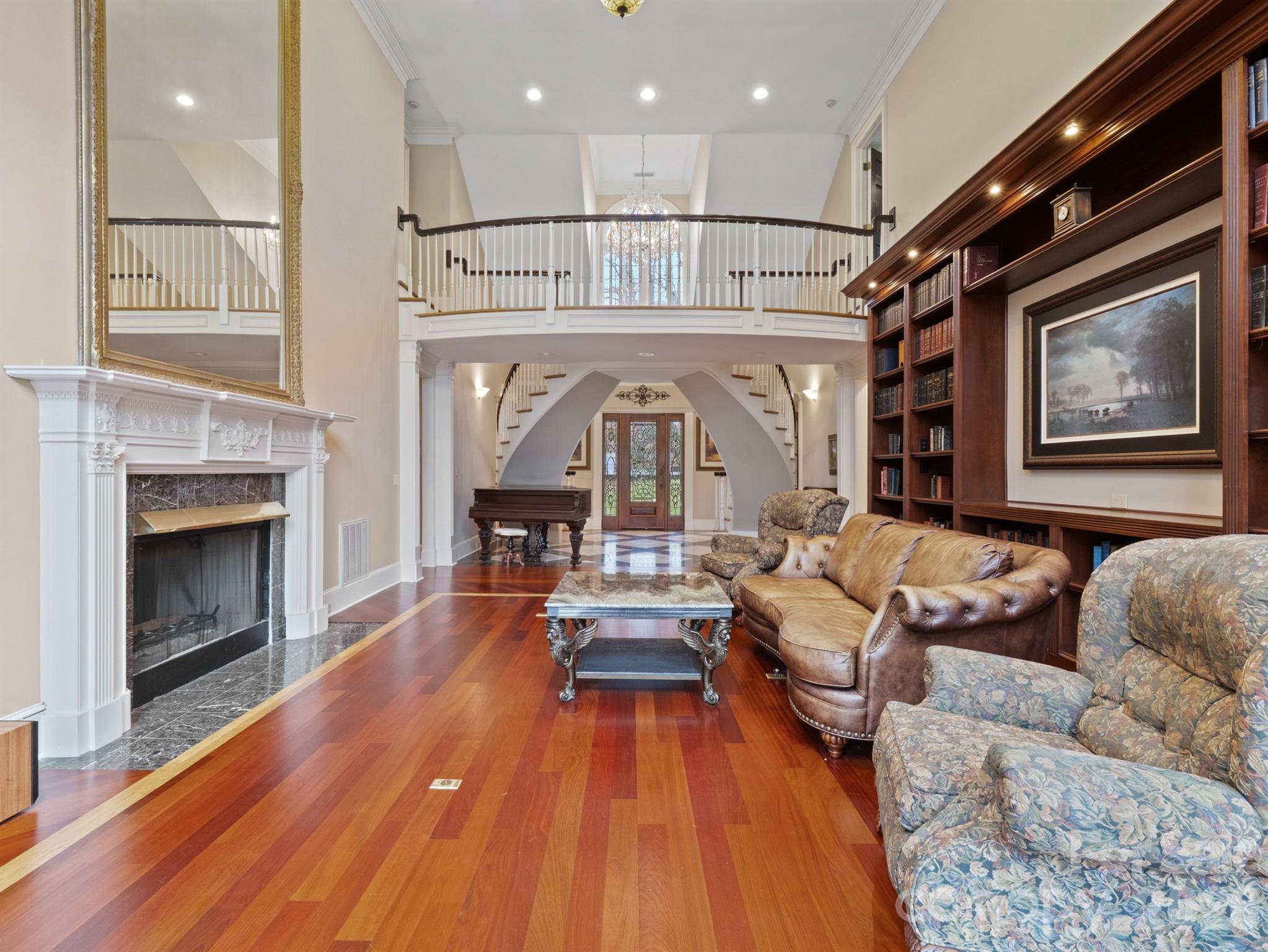 1090 N Saunders Drive — Catawba
