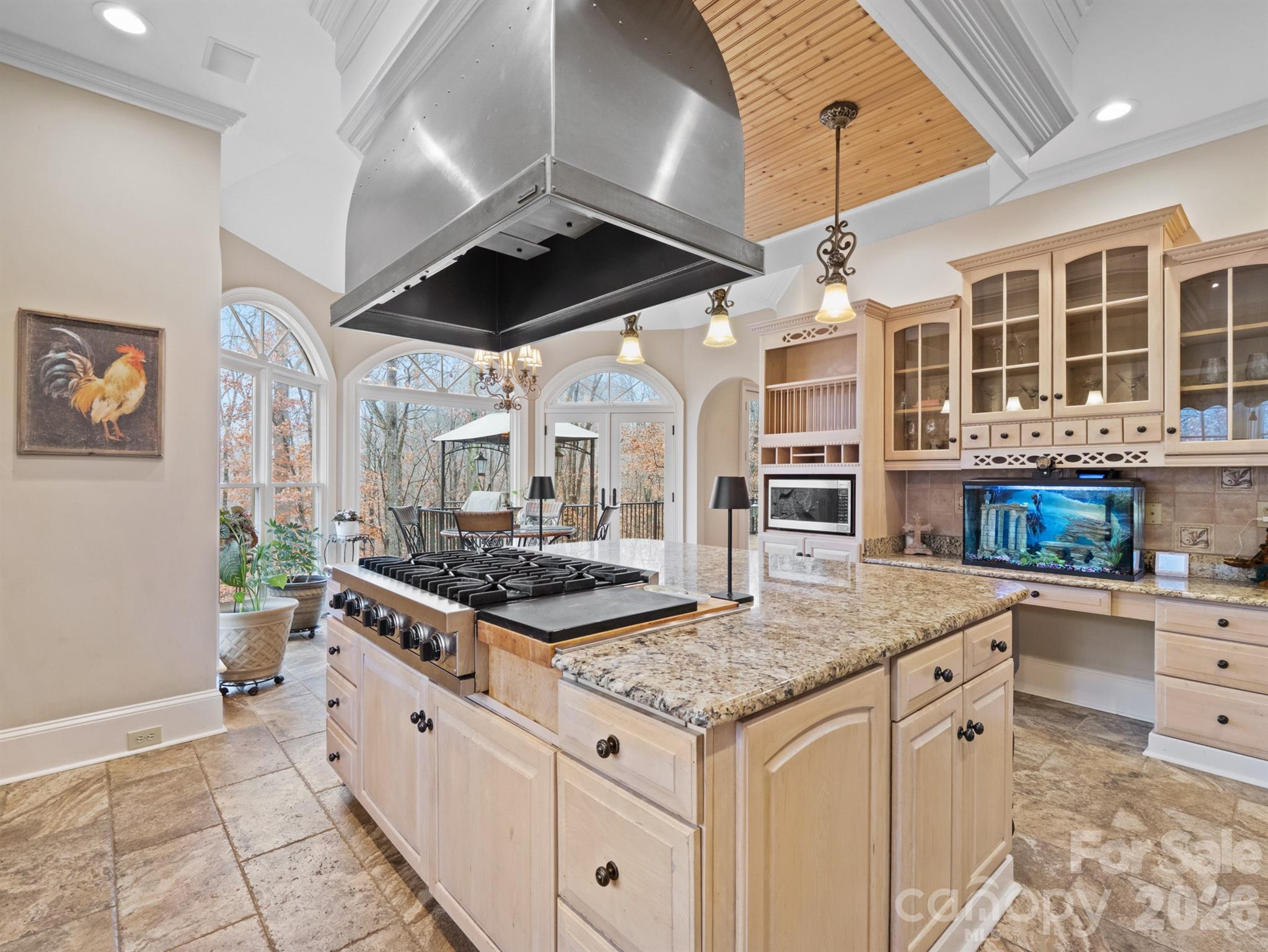 1090 N Saunders Drive — Catawba