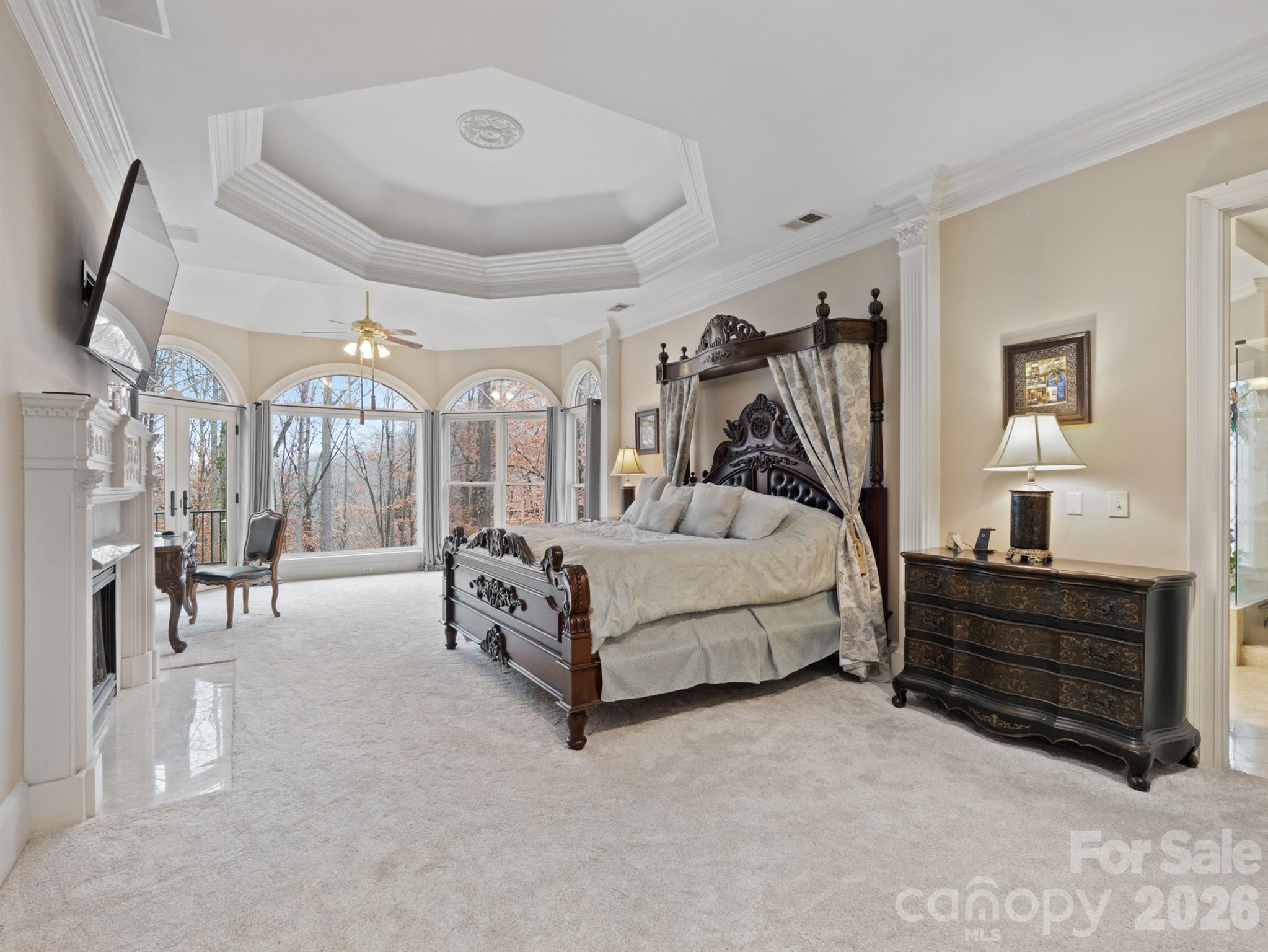 1090 N Saunders Drive — Catawba