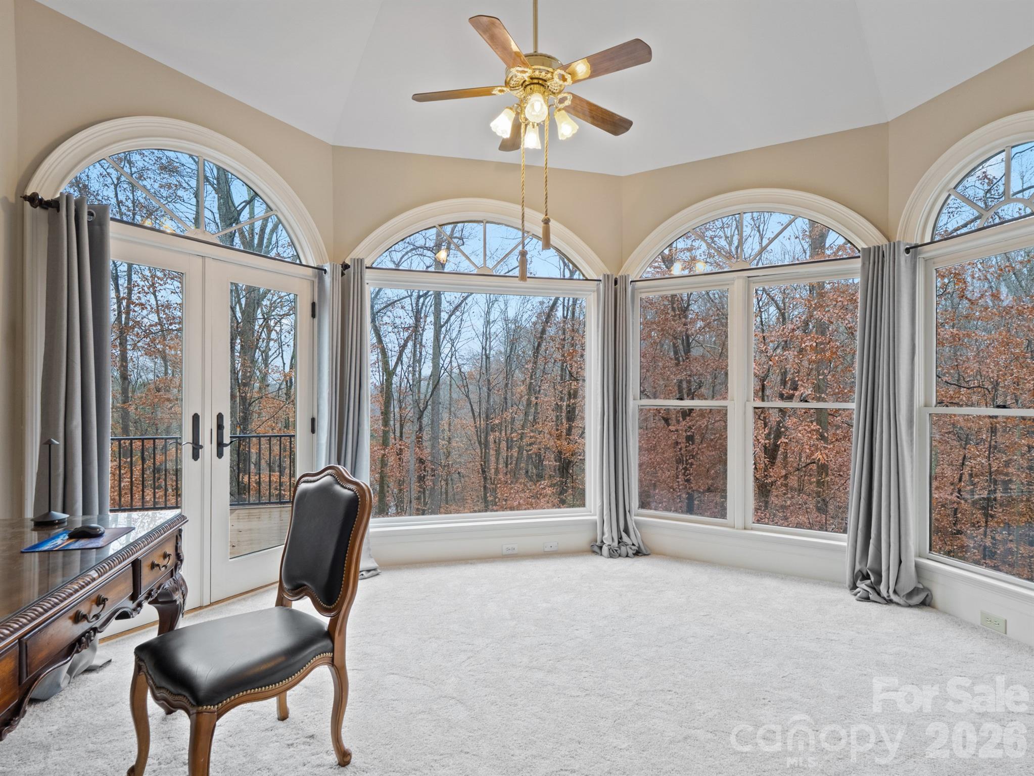 1090 N Saunders Drive — Catawba