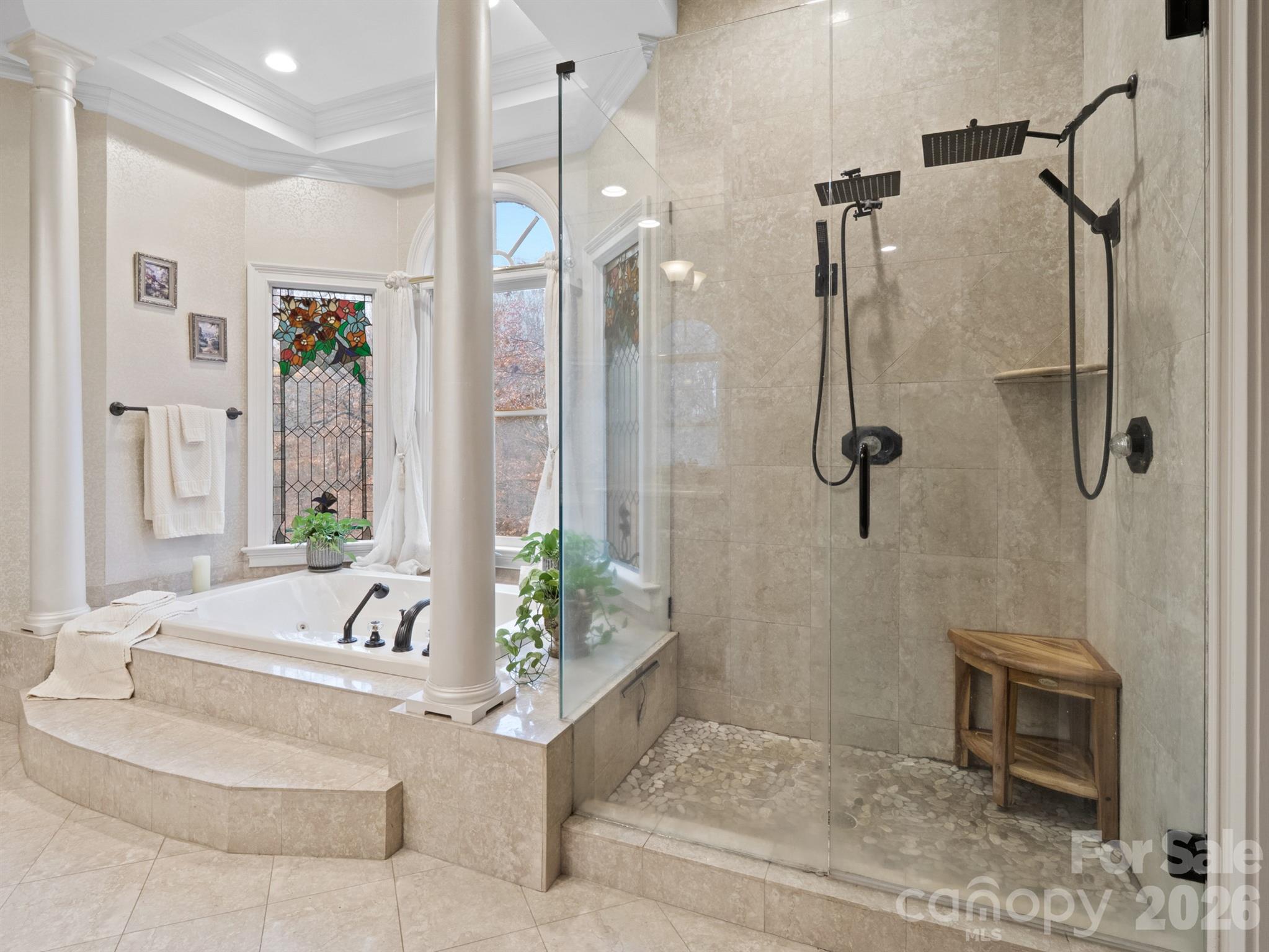 1090 N Saunders Drive — Catawba