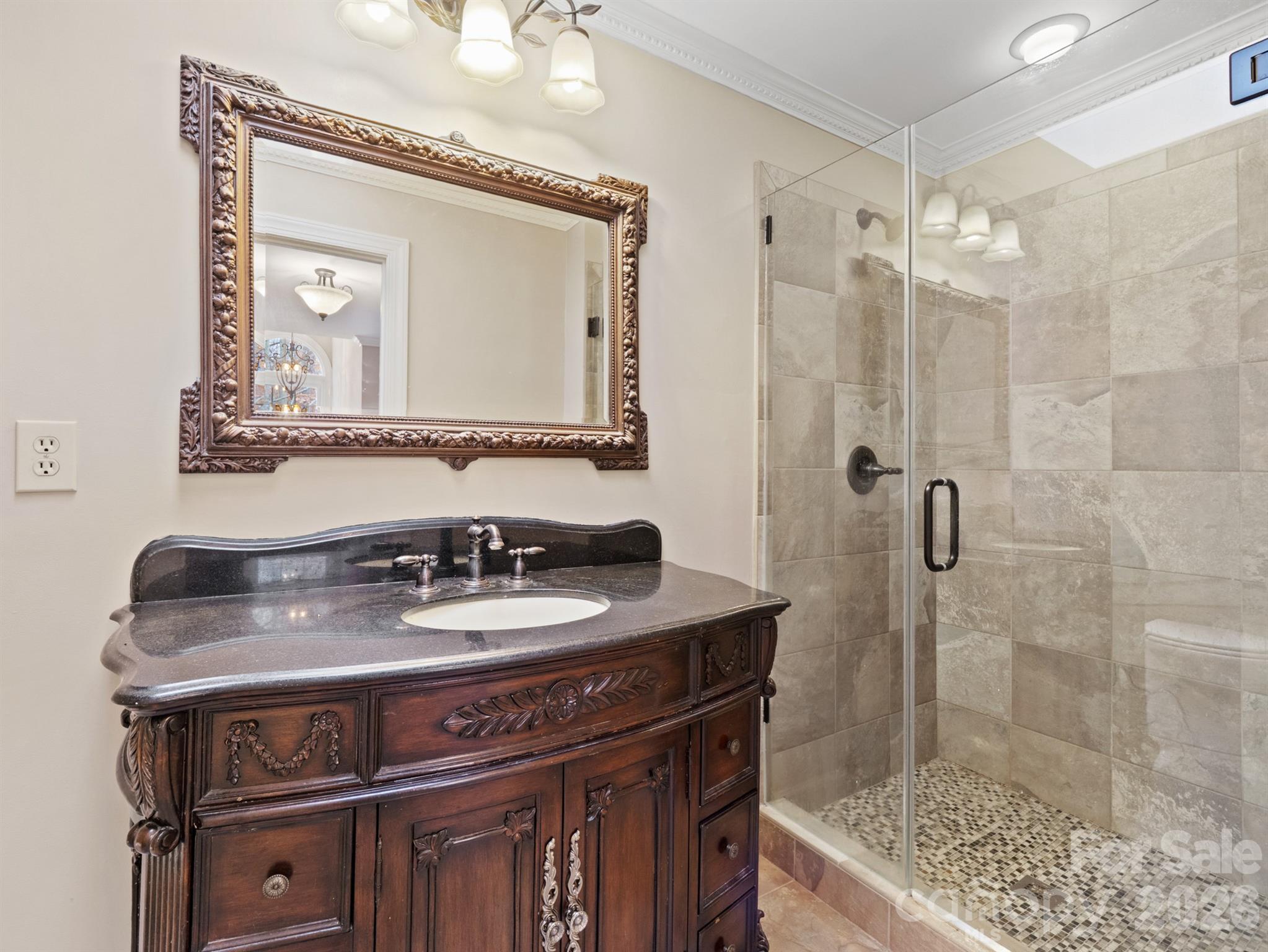 1090 N Saunders Drive — Catawba