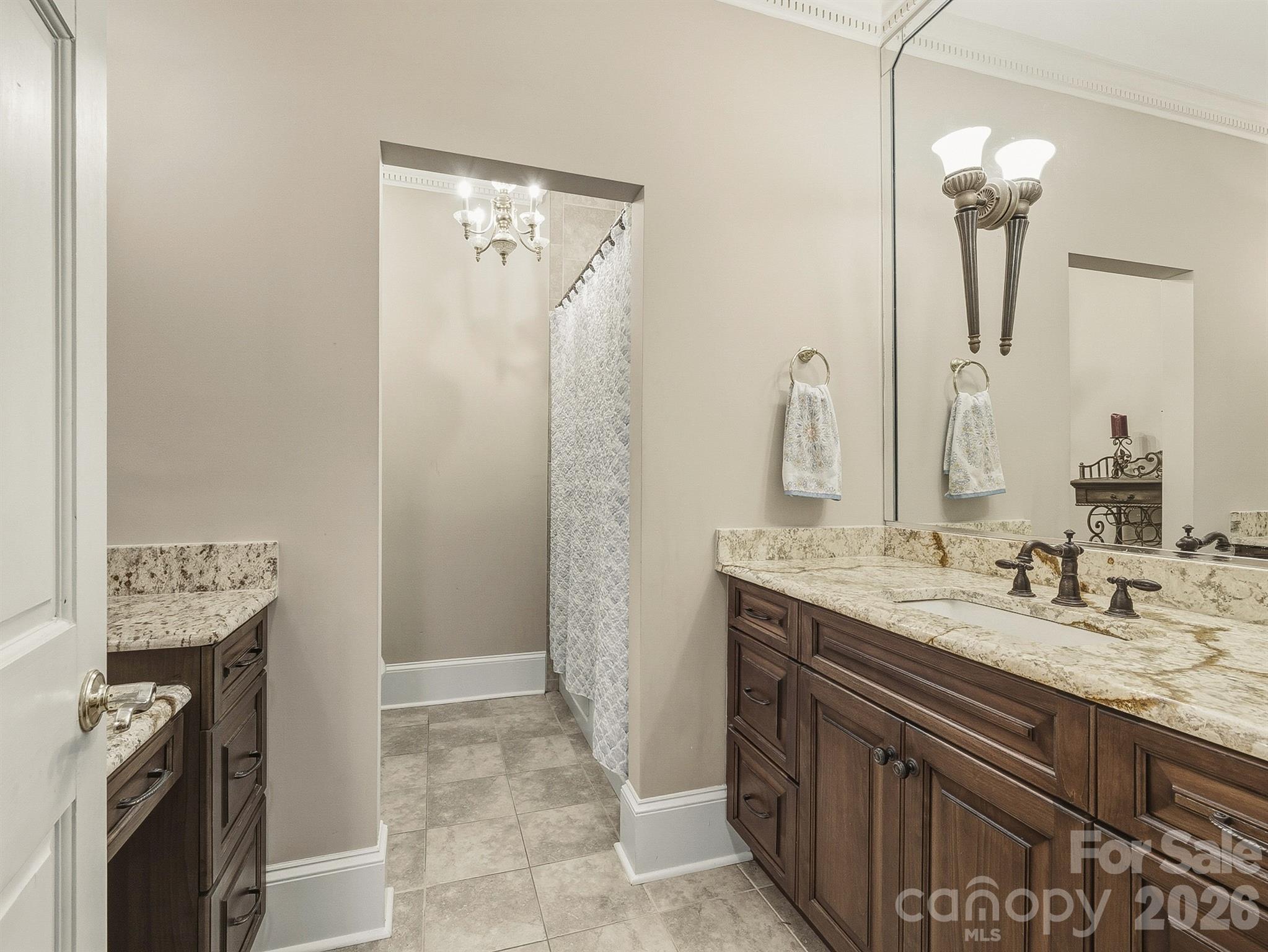 1090 N Saunders Drive — Catawba
