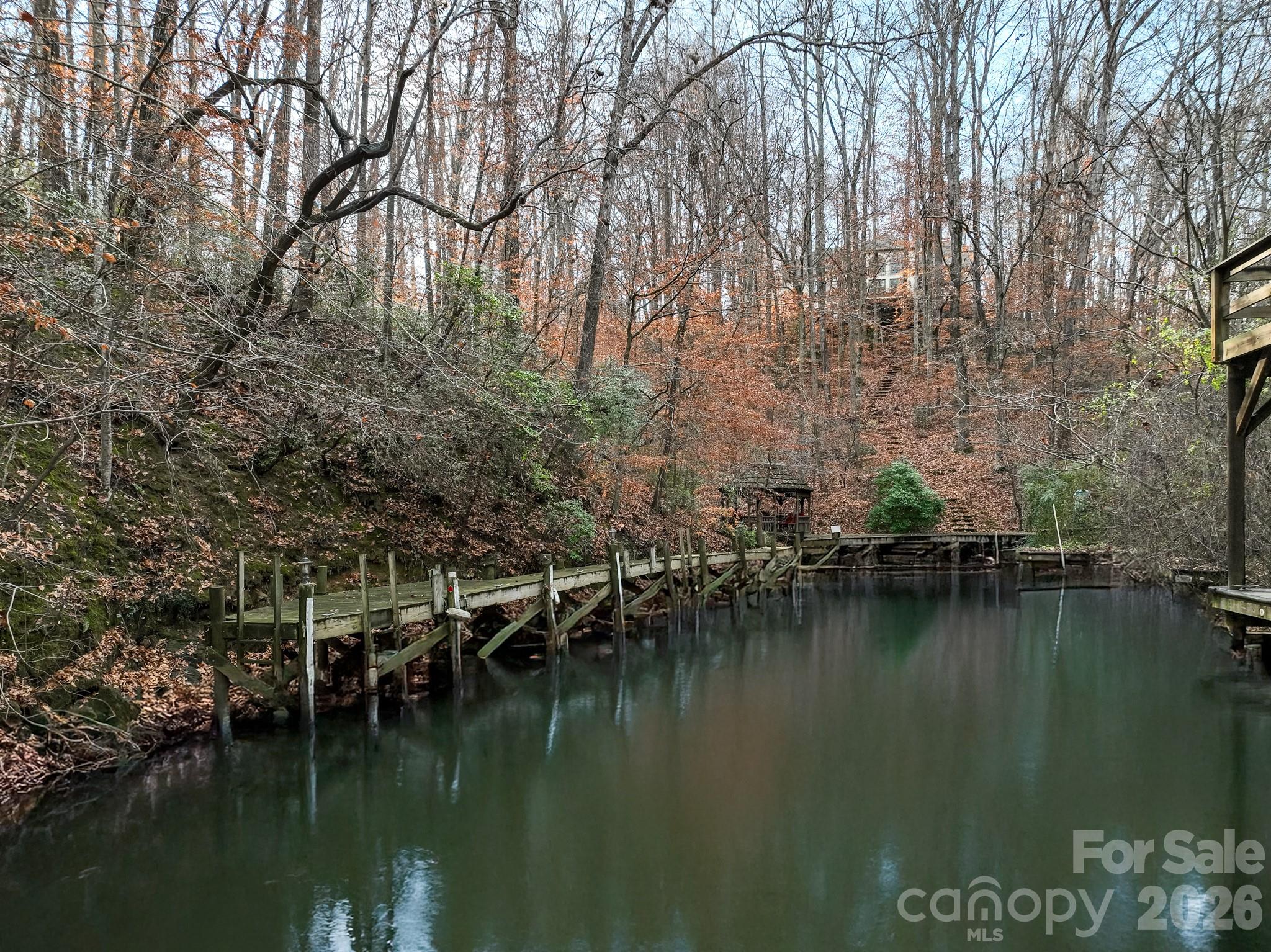 1090 N Saunders Drive — Catawba