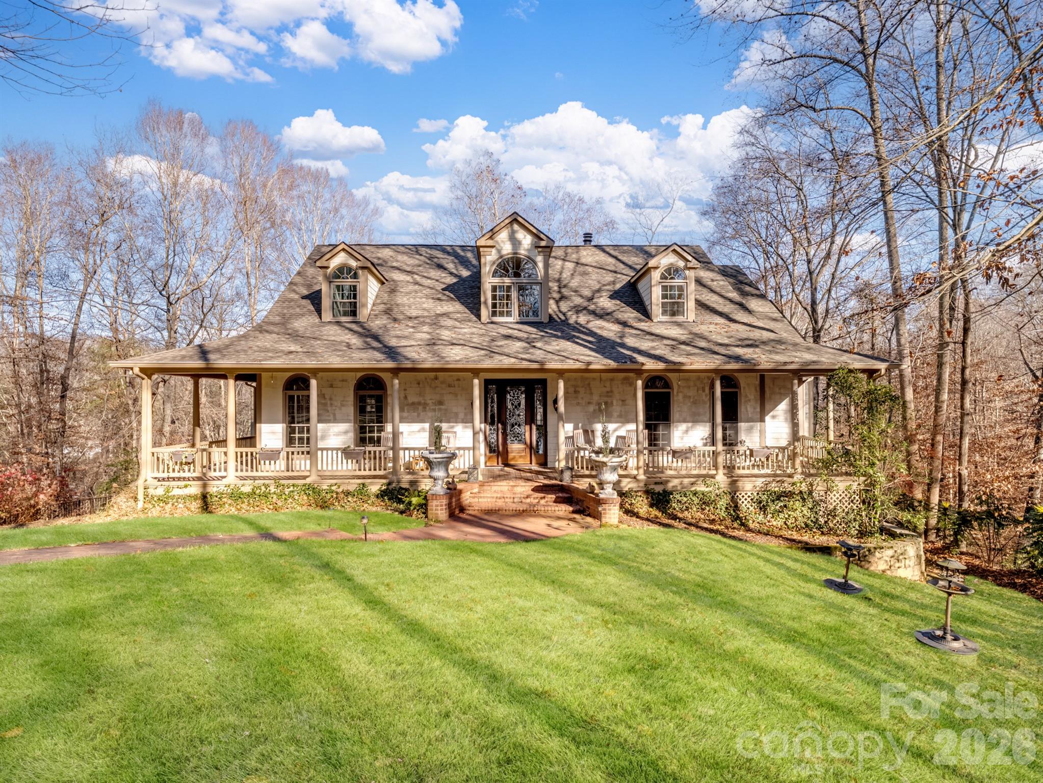 1090 N Saunders Drive — Catawba