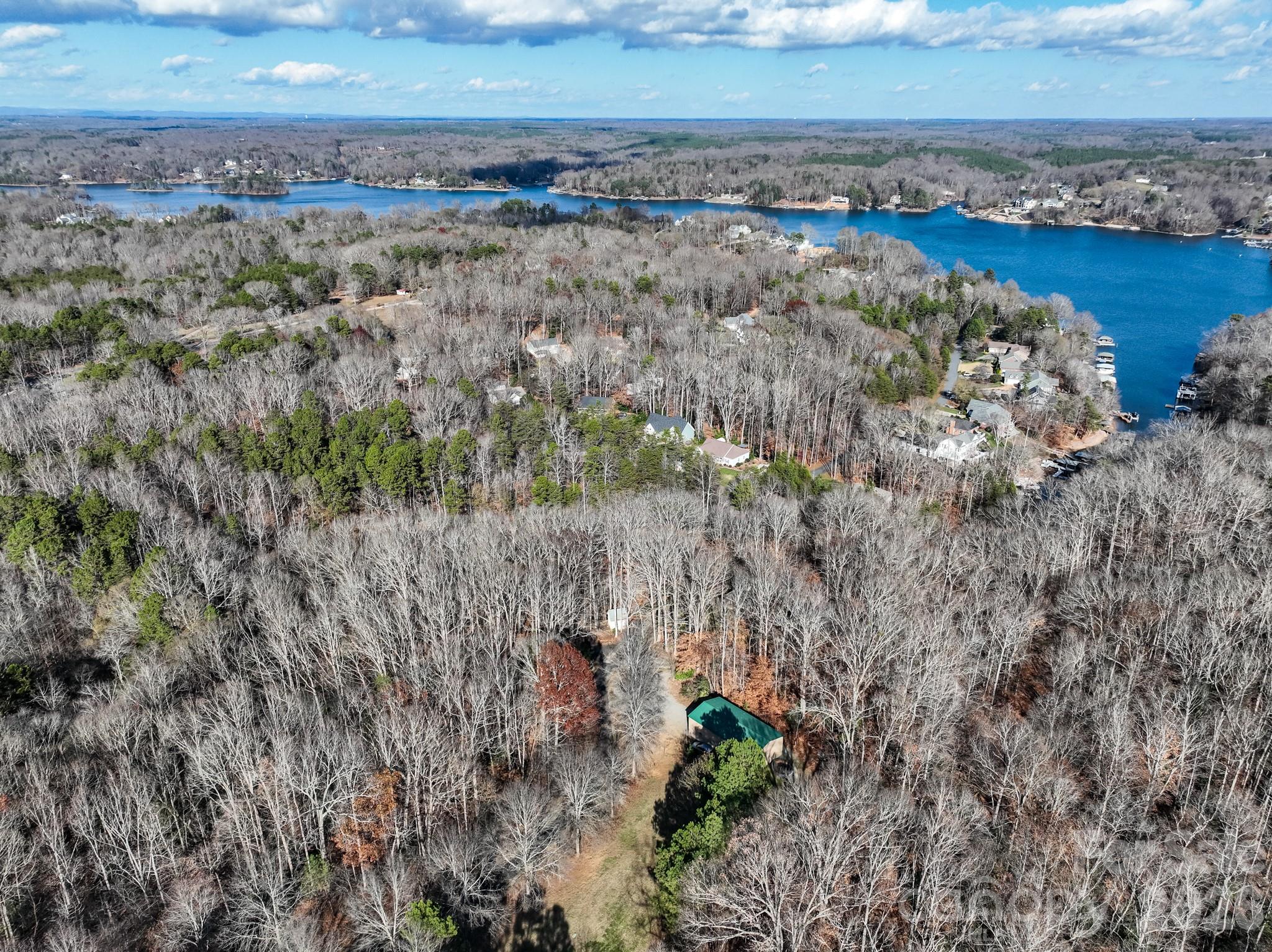 1090 N Saunders Drive — Catawba