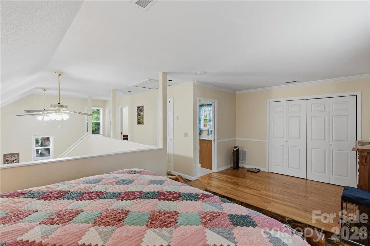 122 Arnold Heights — Waynesville