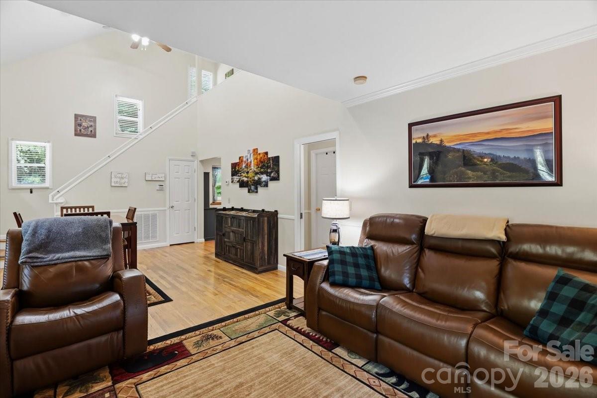 122 Arnold Heights — Waynesville