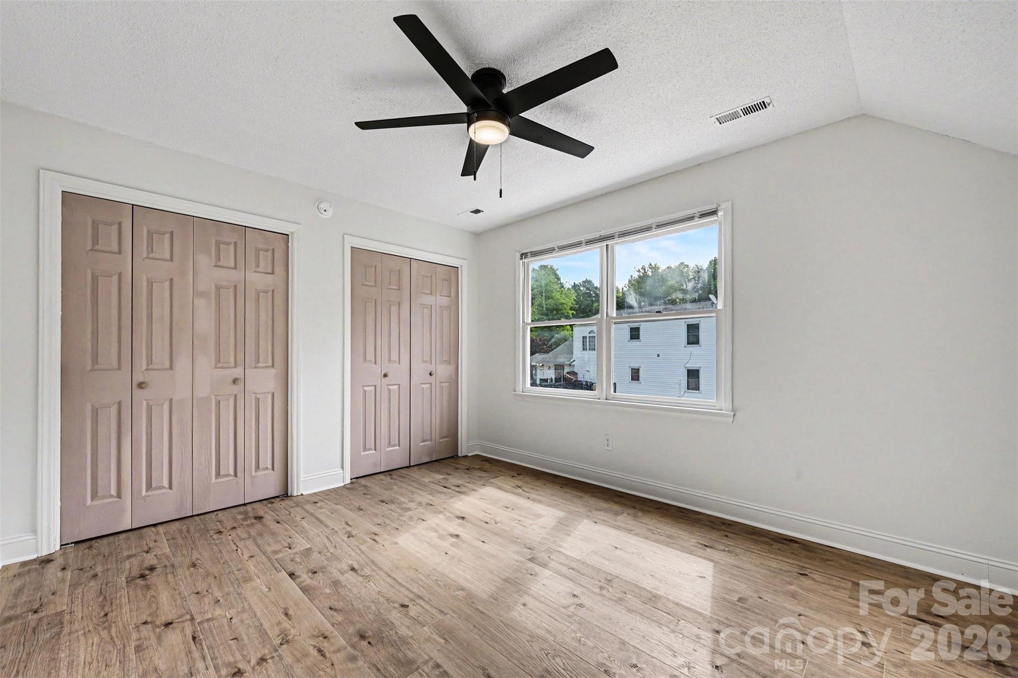 608 Azalea Lane — China Grove