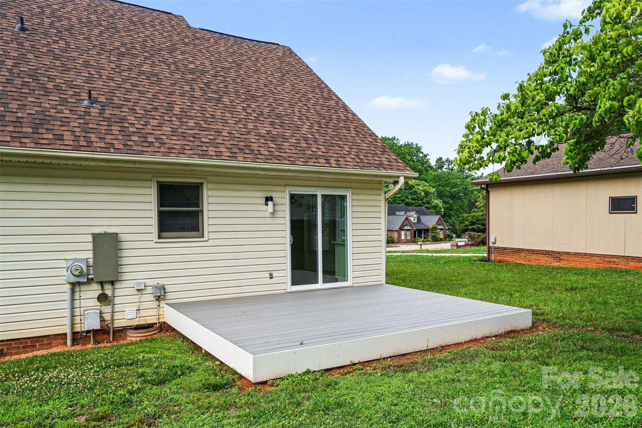 608 Azalea Lane — China Grove