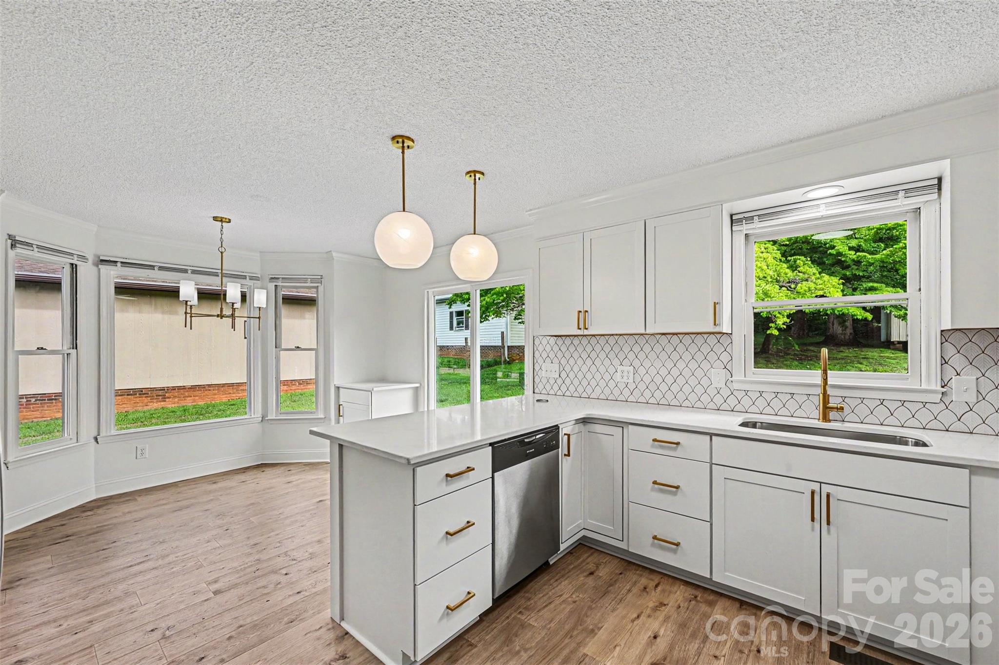 608 Azalea Lane — China Grove