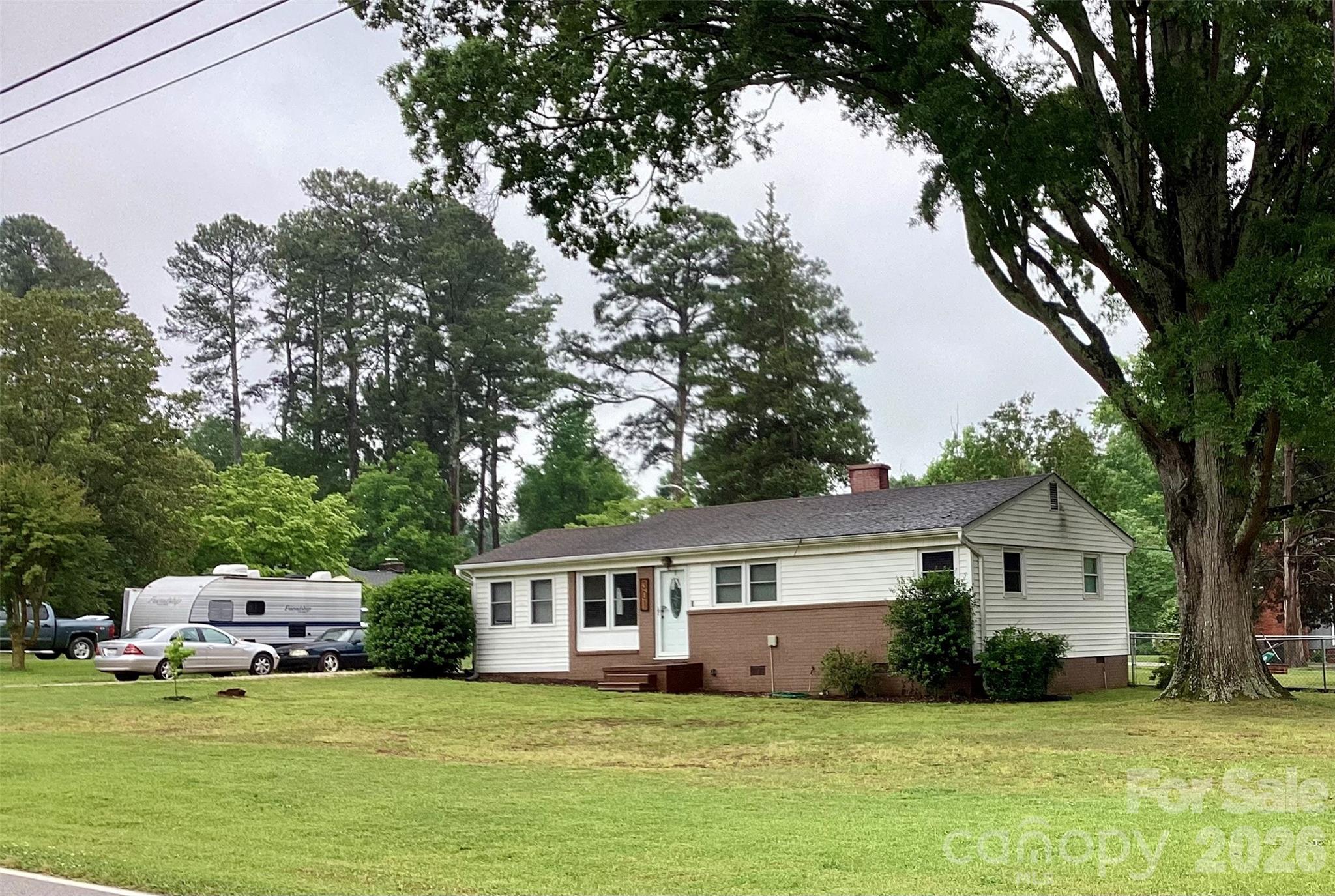 301 Woodland Drive — York