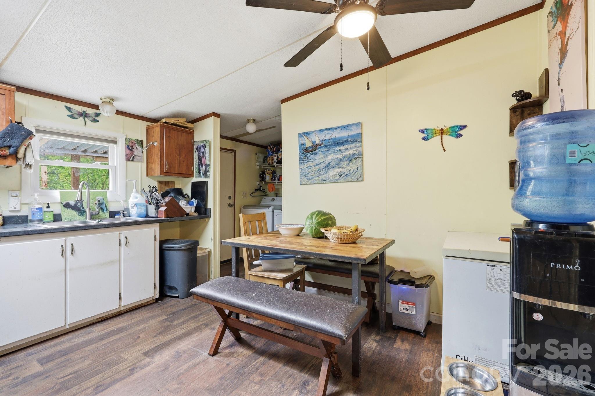 131 Vinewood Circle — Asheville