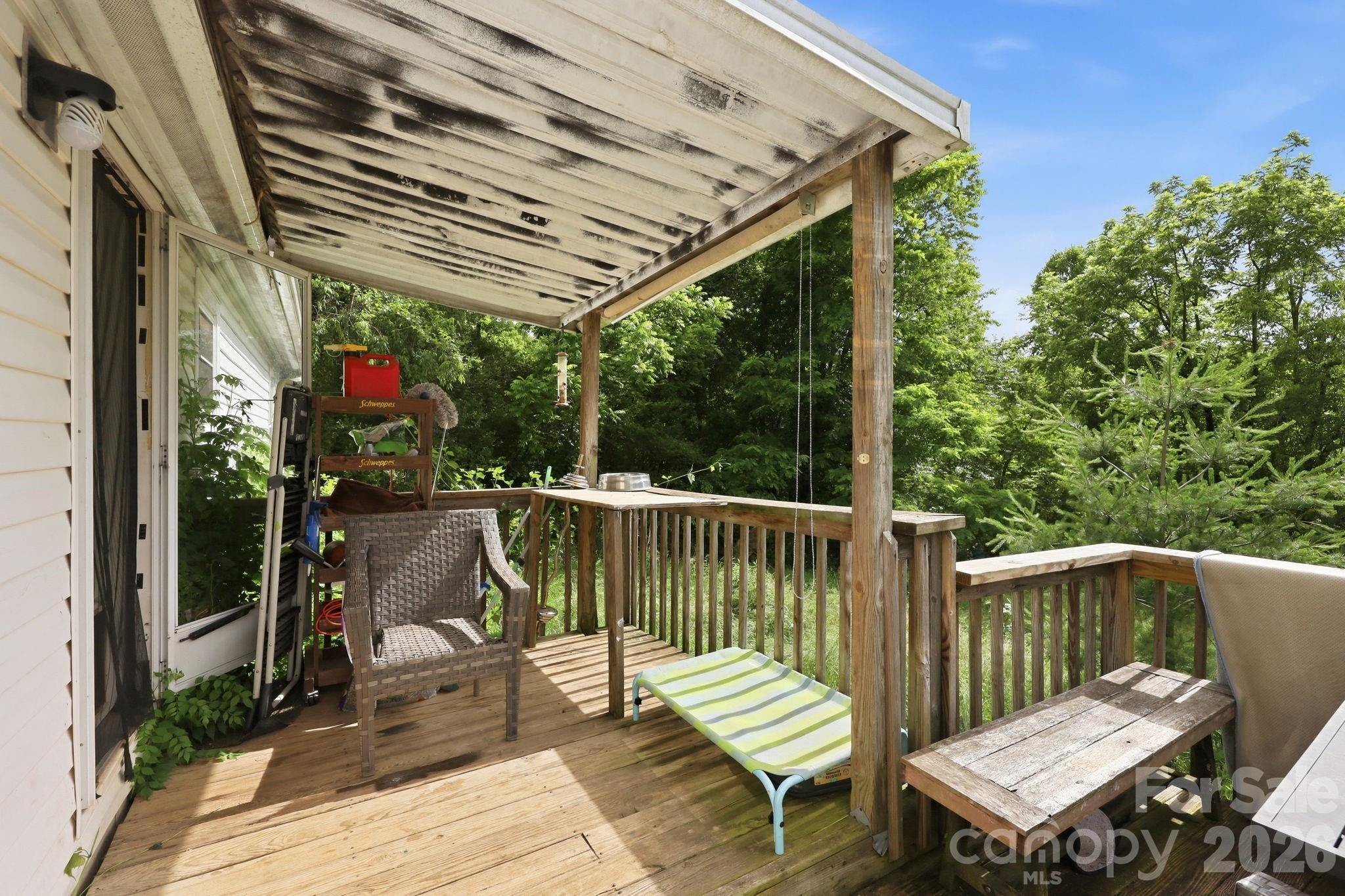 131 Vinewood Circle — Asheville