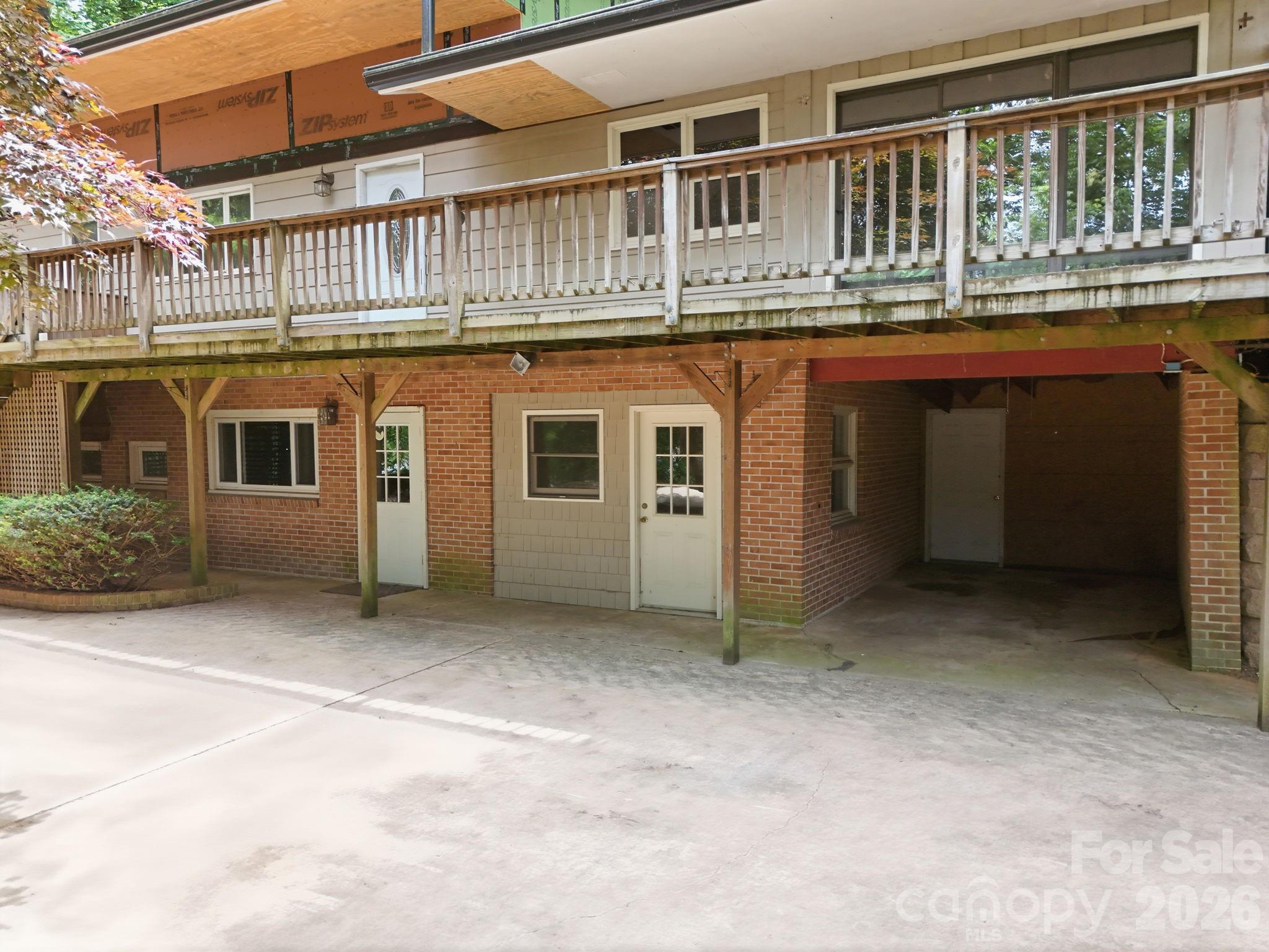 120 Stovall Street — Waynesville