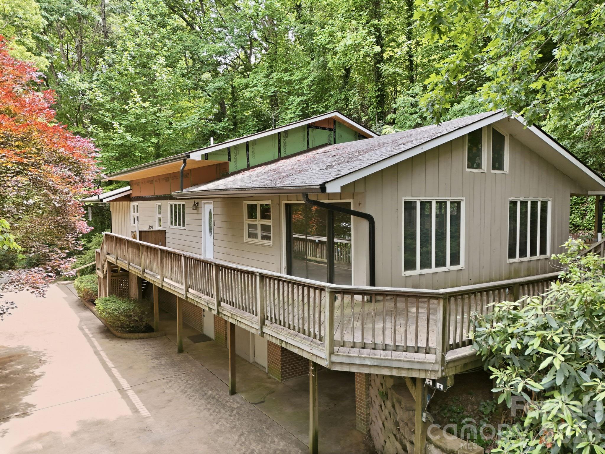 120 Stovall Street — Waynesville