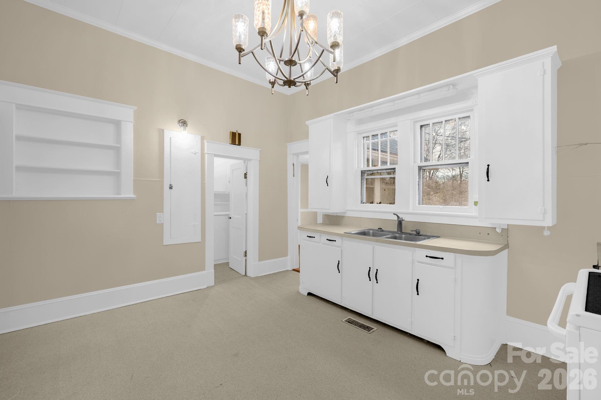 1820 S Park Drive — Reidsville