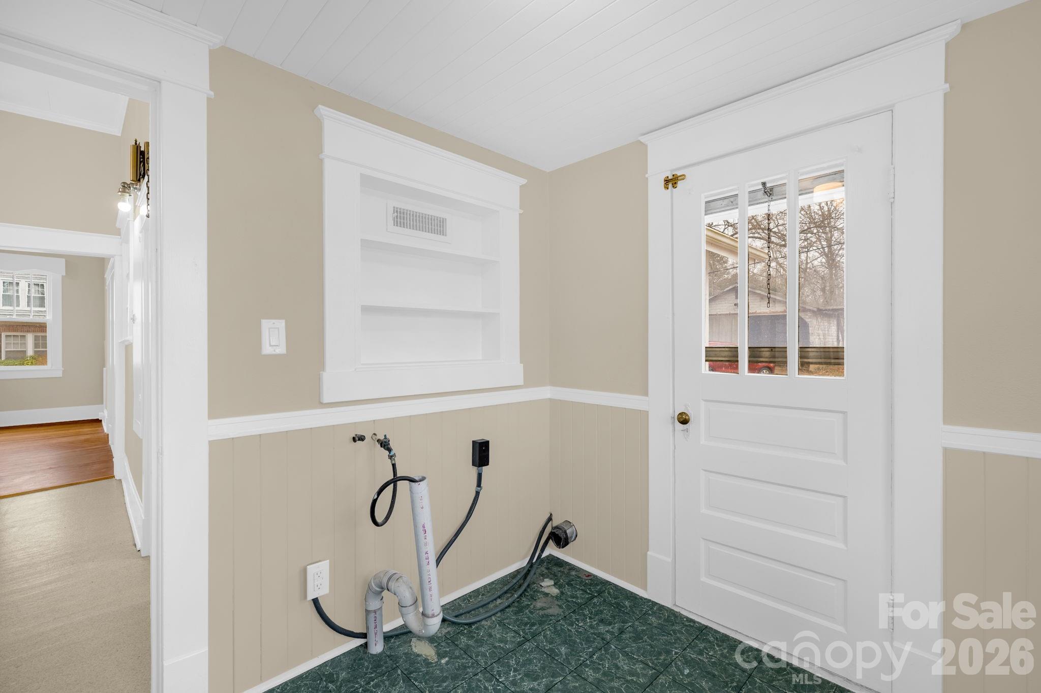 1820 S Park Drive — Reidsville