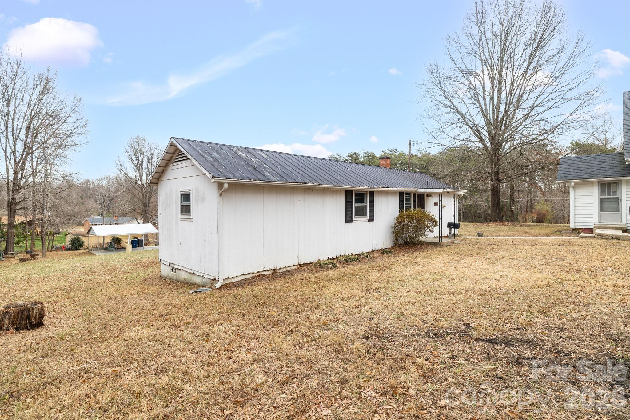 1820 S Park Drive — Reidsville